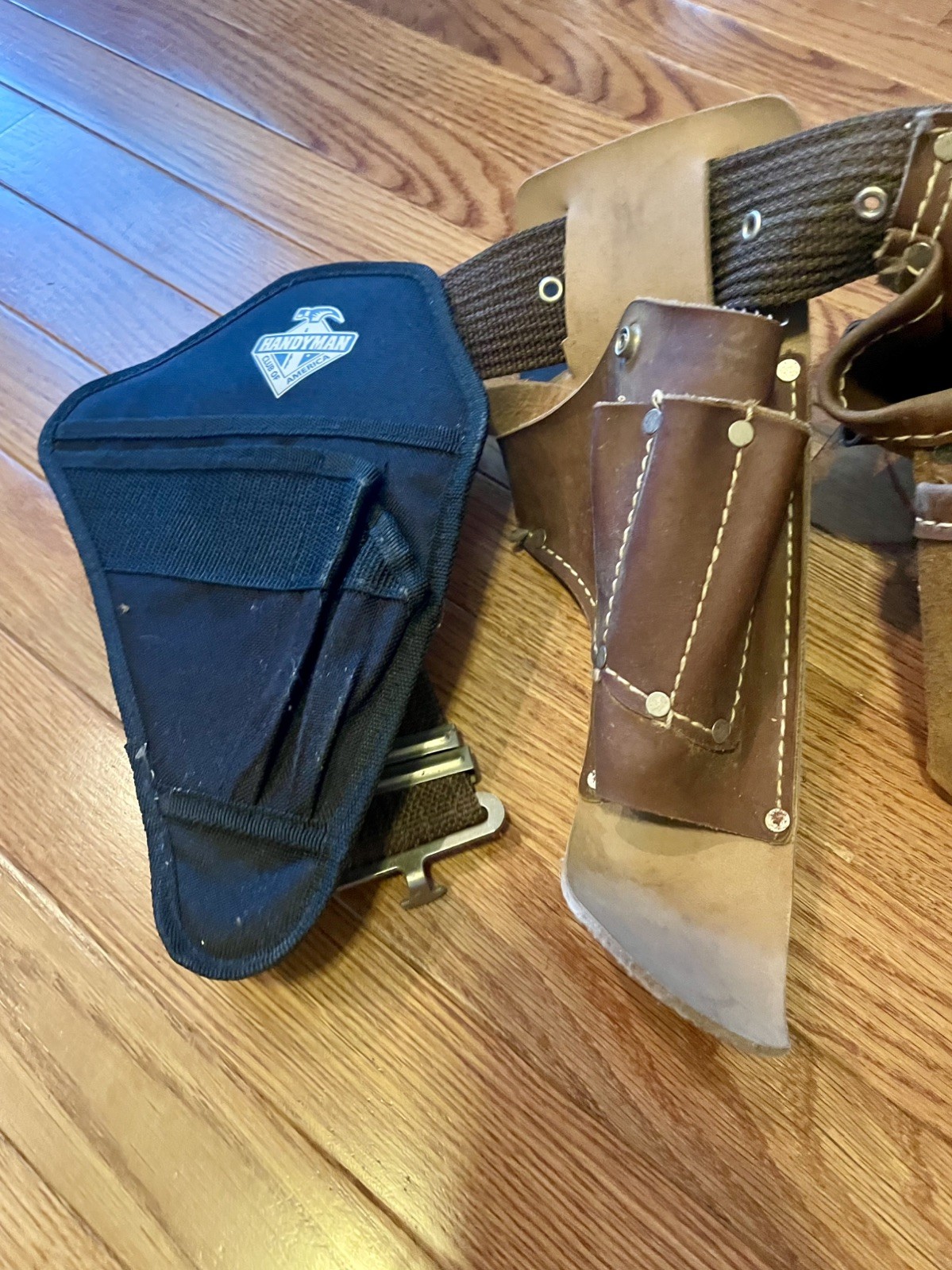 Vintage Sears Craftsman Leather Cowhide Nail/Tool Apron with Accessories
