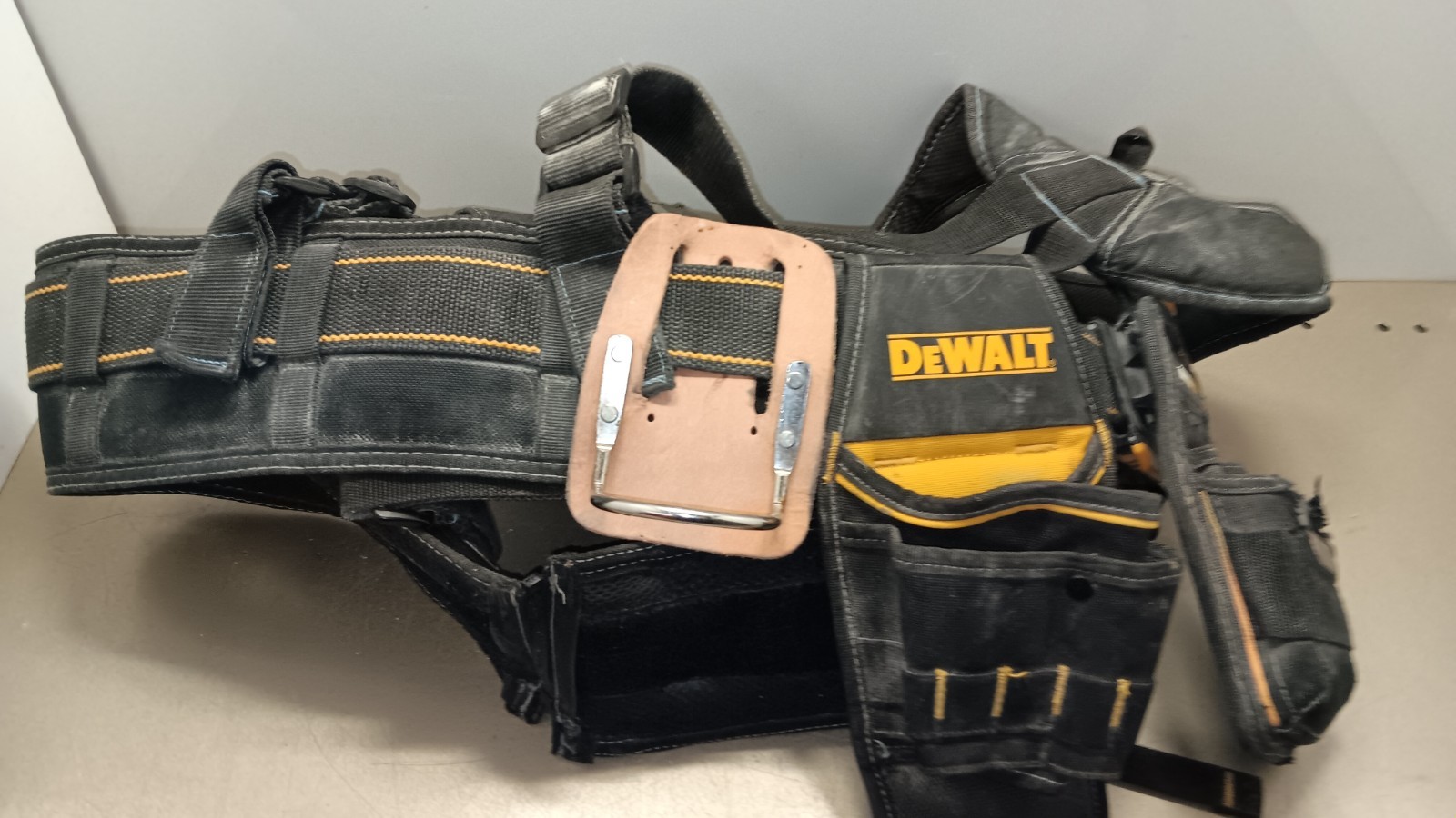 TOUGHBUILT Contractor Tools Pouch Belt and Cliptech Accessories Set 5pc