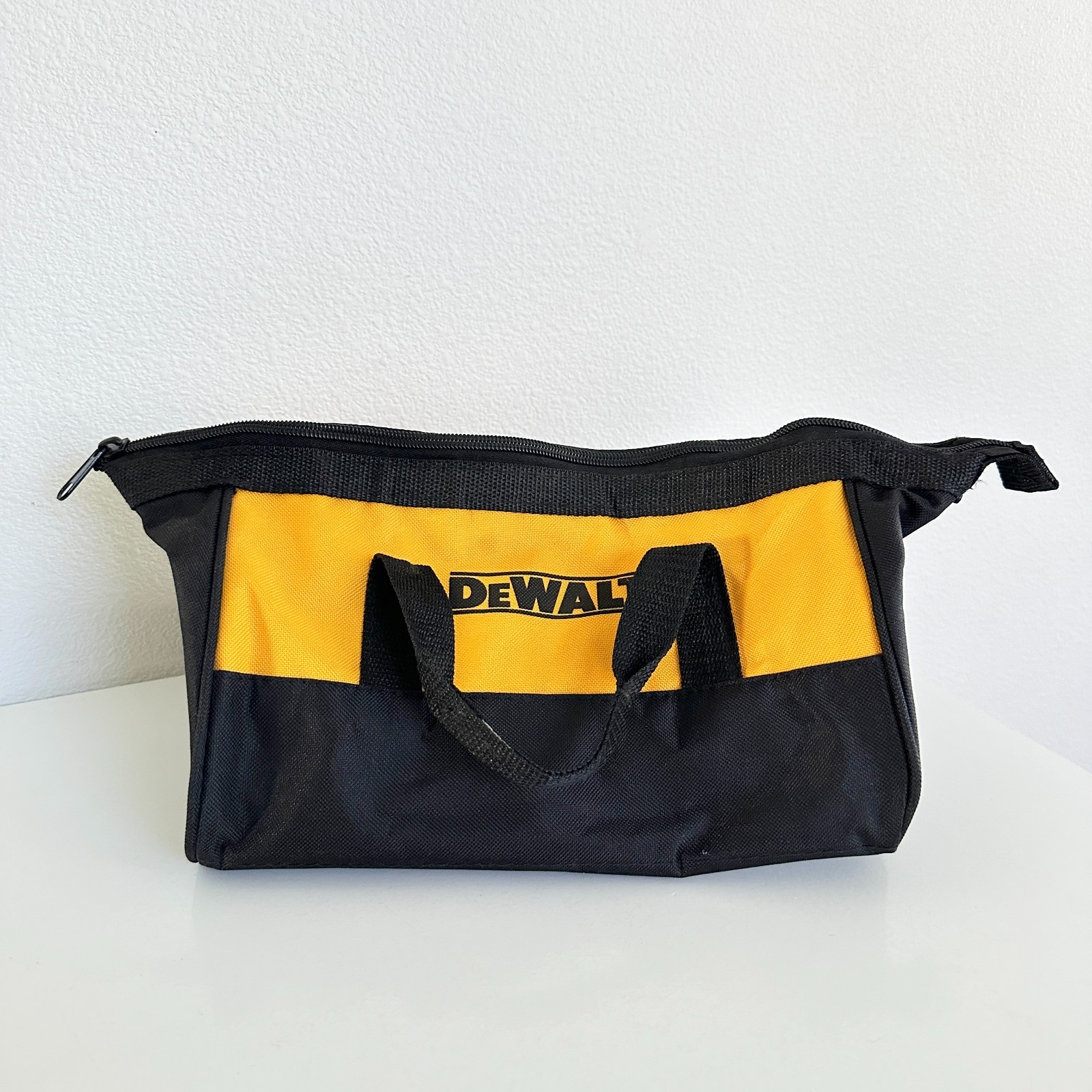 NEW DeWalt Ballistic Nylon Tool Bag Yellow Black Top Handle Zipper 12″x8″x6″