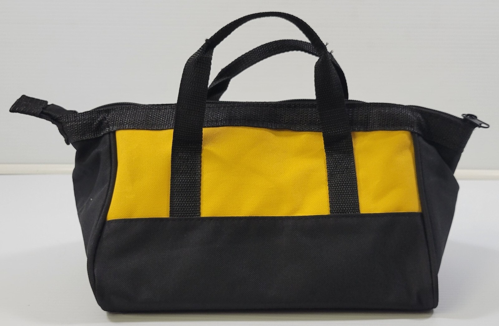 KK) Dewalt Black and Yellow Small Canvas Tool Bag 9″ x 11″ x 7″