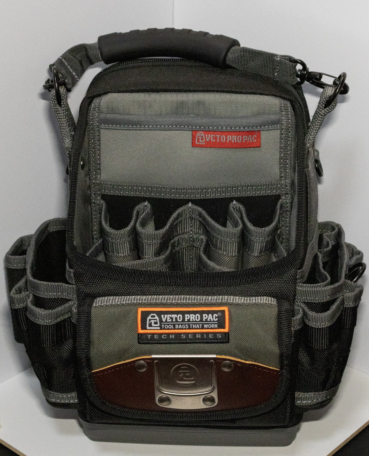 Veto Pro Pac SB-LD Hybrid Tool and Meter Bag (VPP10753), used