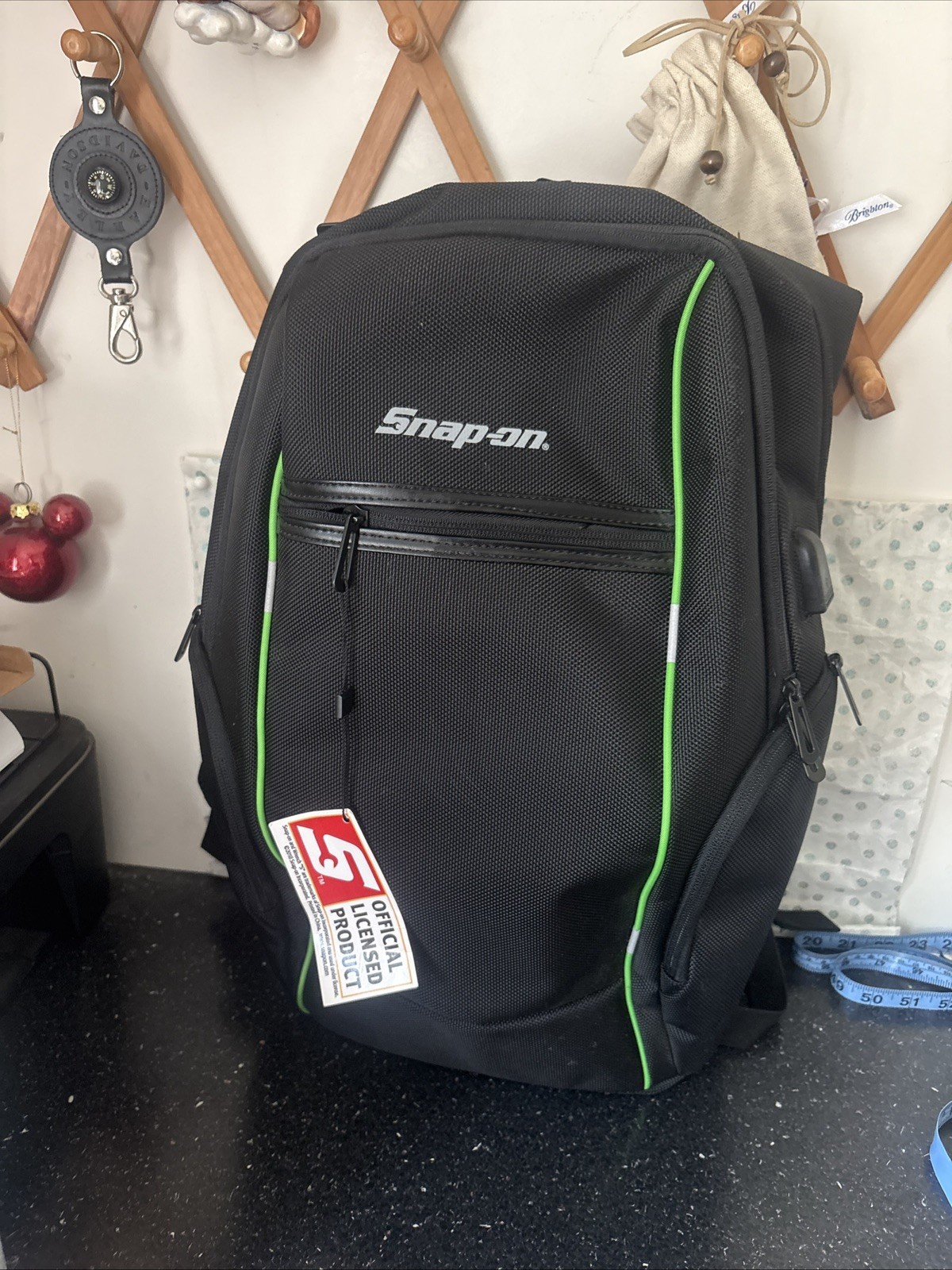 Snap-On Tools Backpack, NEW with USB Port and Cord
