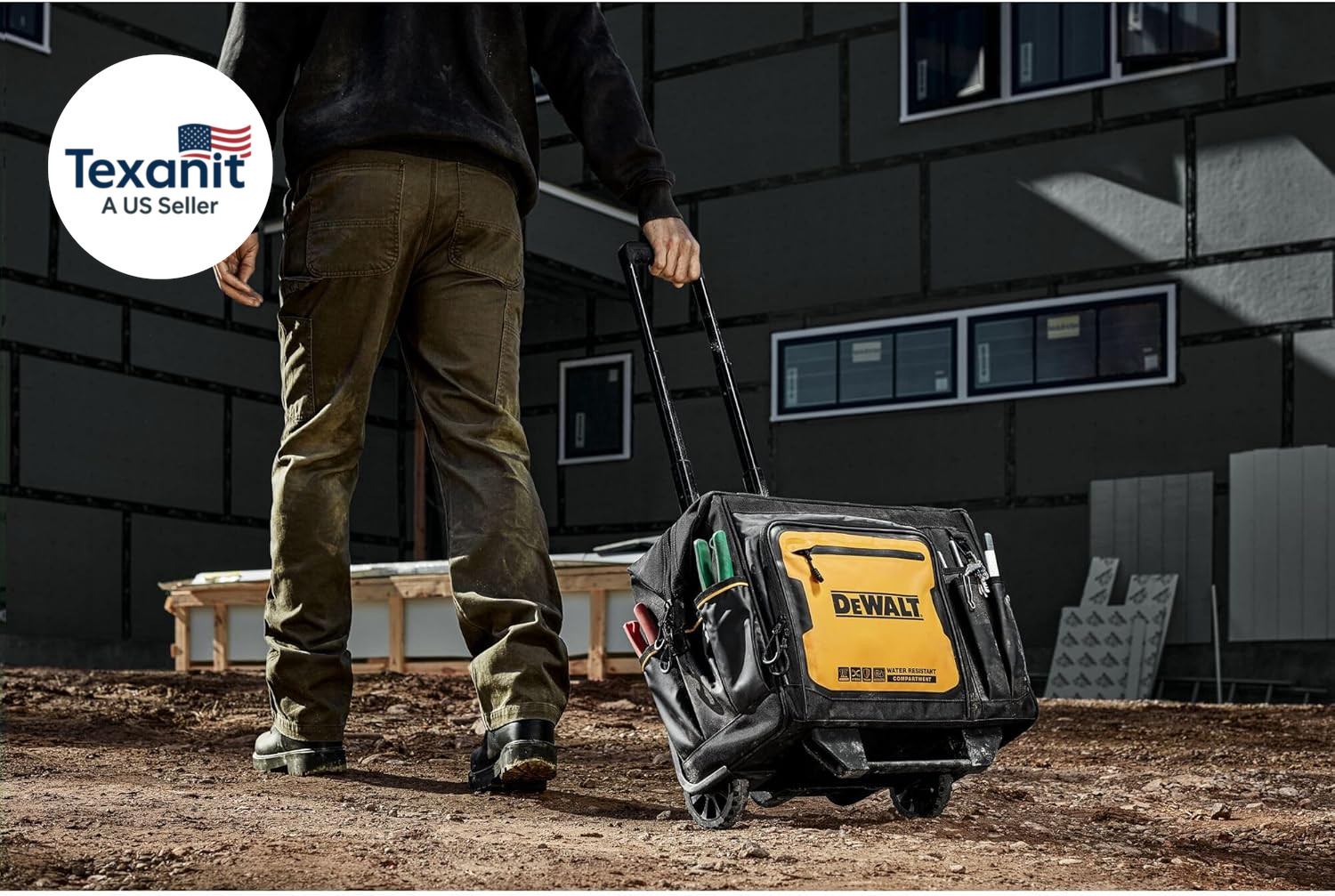18 Inch Rolling Tool Storage Bag with 27 Pockets (DWST560107)