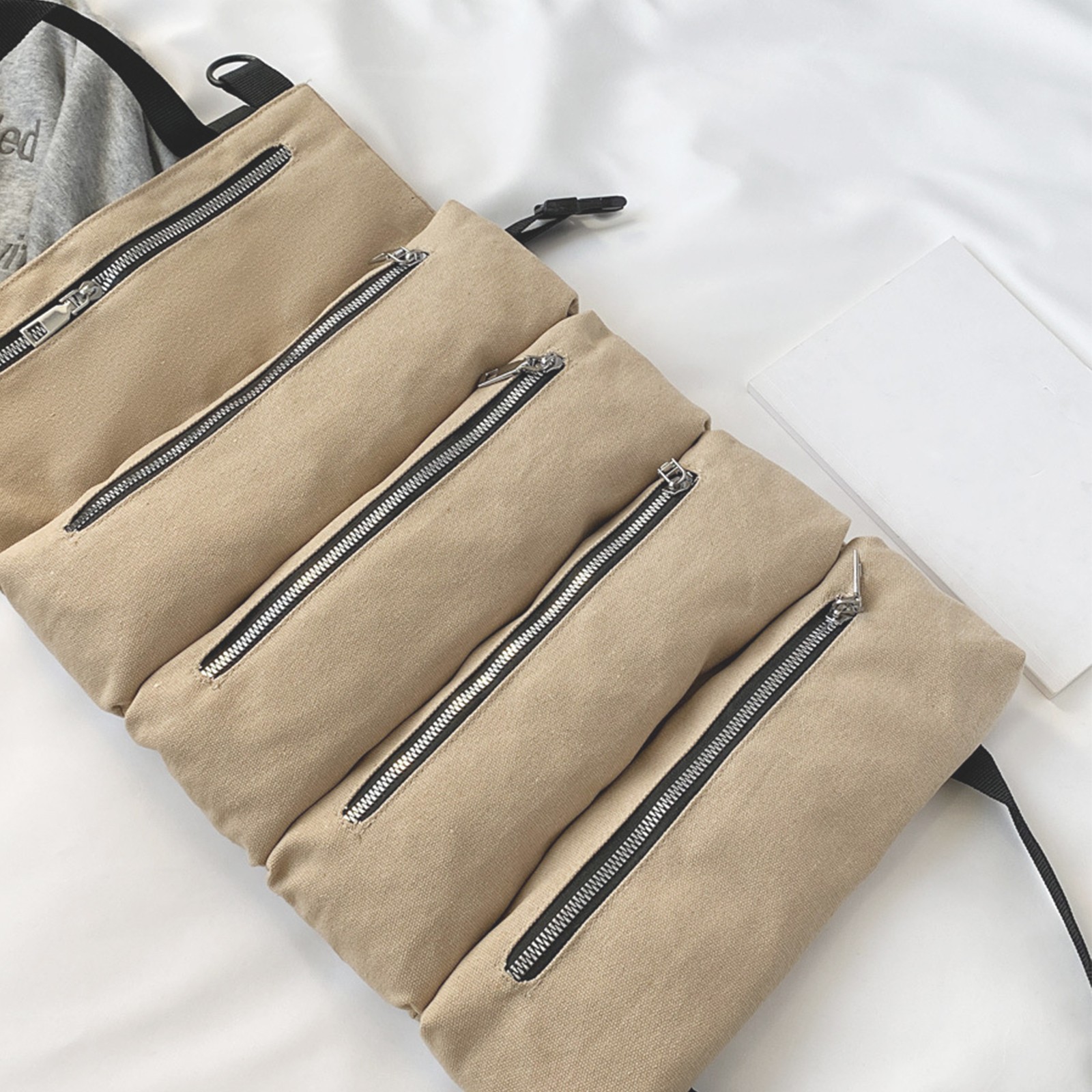 Scratch Resistant Roll Bag Heavy Duty Canvas Roll Up Tool Bag with 5 Pockets