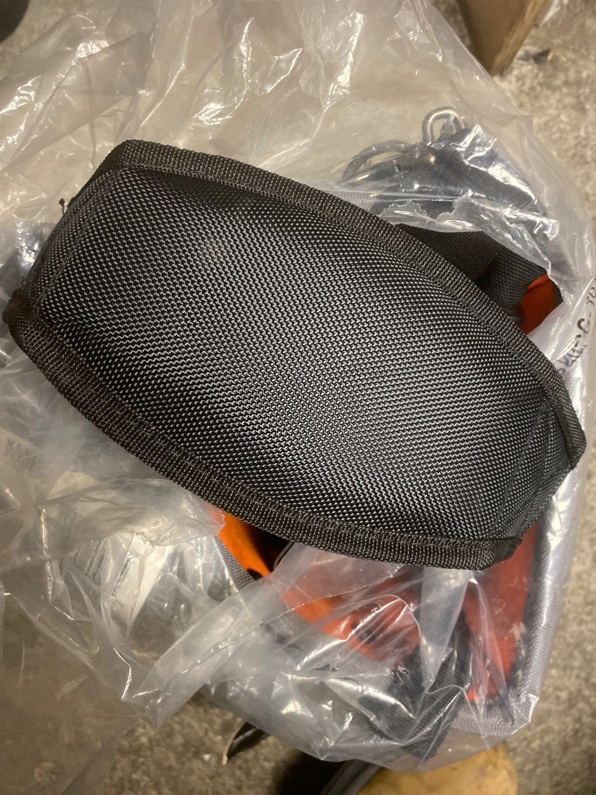Klein Tools, Shoulder pouch, extra large fron pocket, orange interior