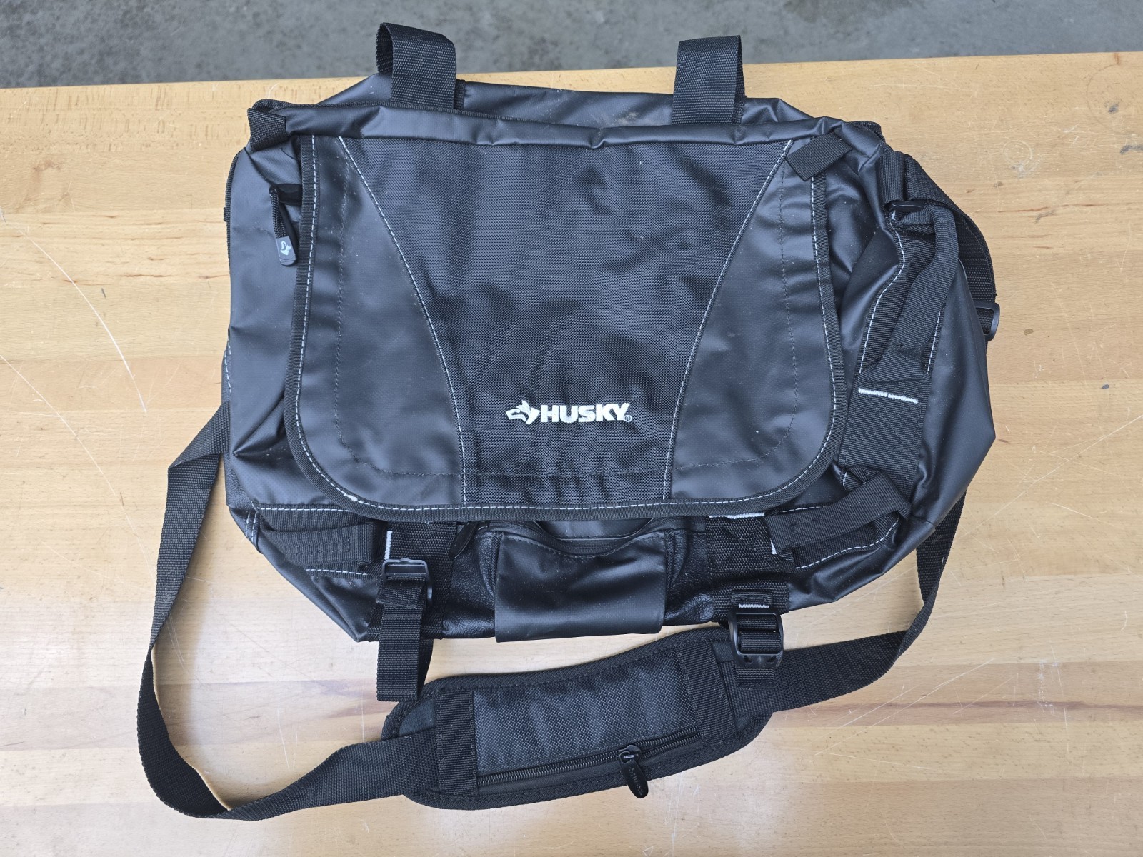 Husky Tool Heavy Duty Shoulder Bag Water Resistant