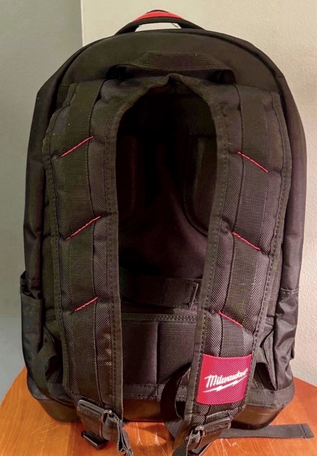 Milwaukee Tool And Laptop Bag No: 48-22-8200 (PLEASE READ)