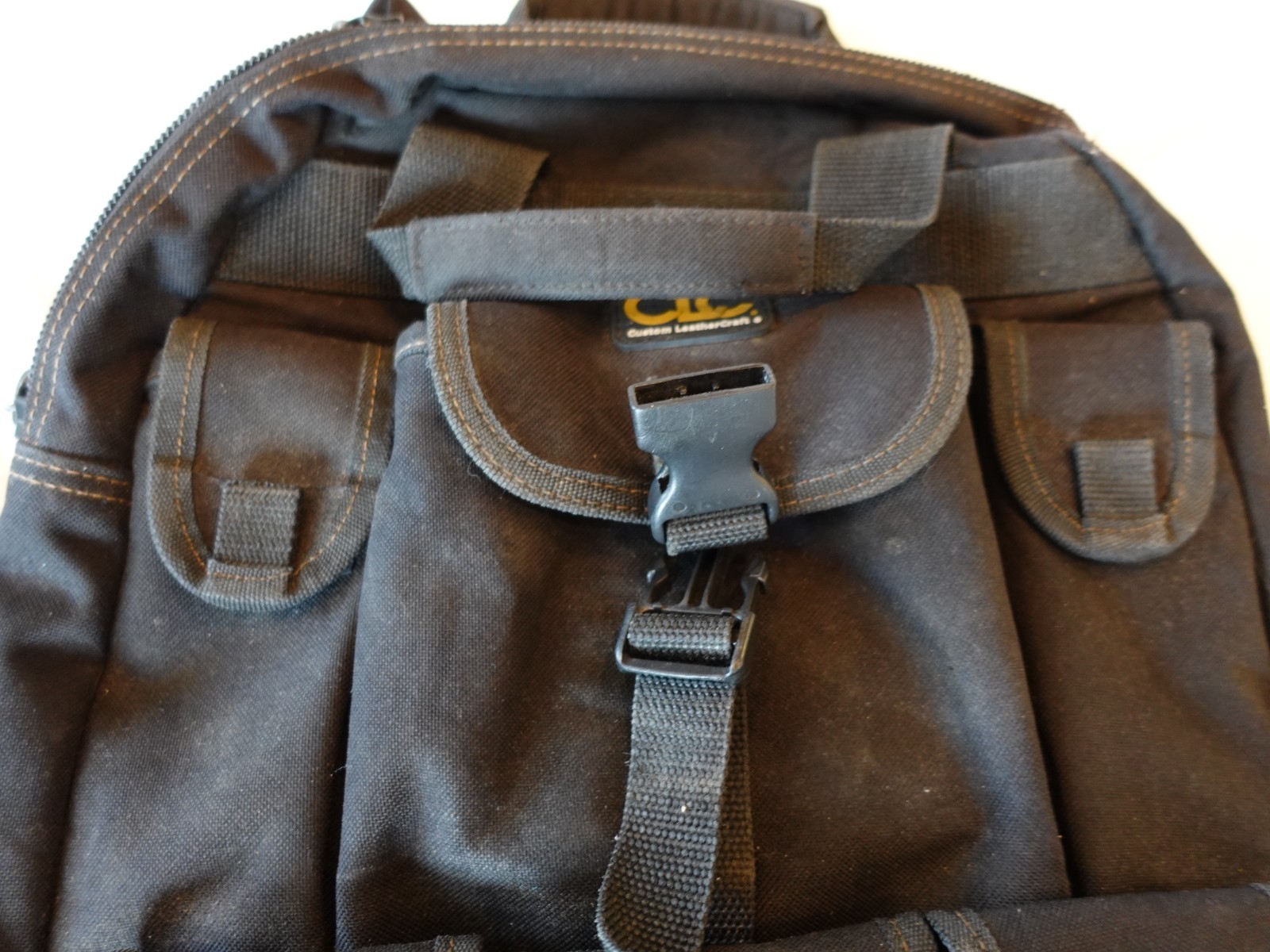 CLC Electricians Backpack Tool Bag 1130 Custom Leathercraft Foldout Work Pouch