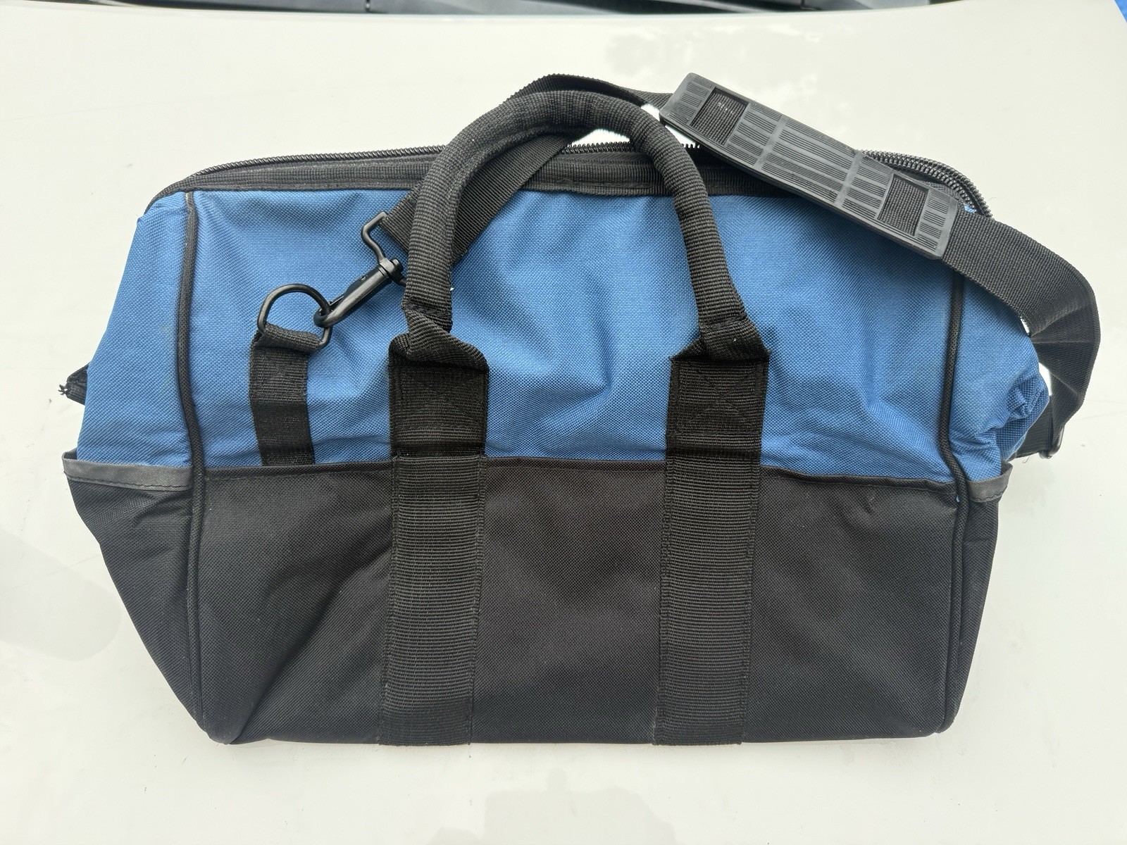 LUTRON – Original Tool bag – Blue 17Lx9Wx10H