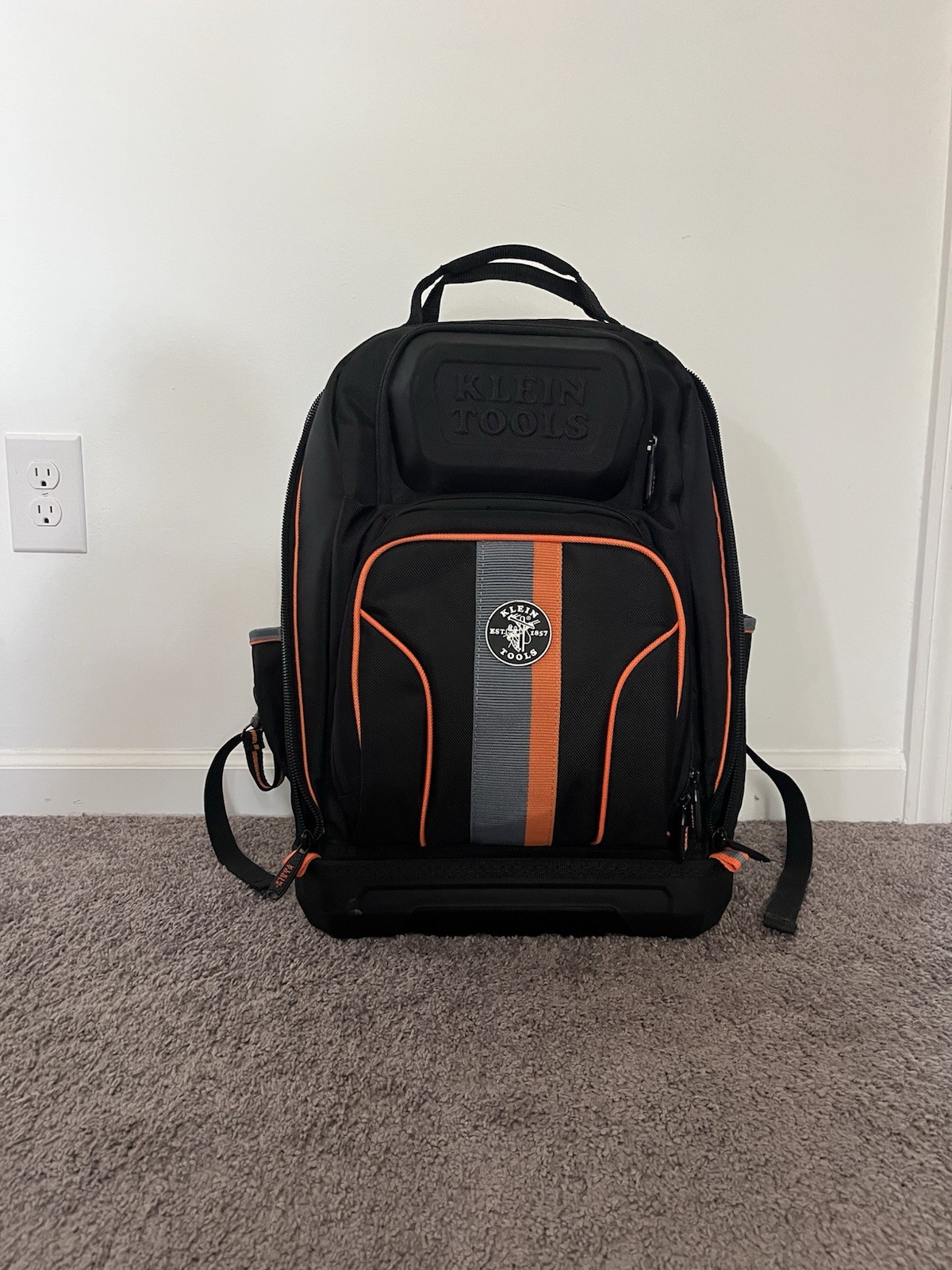 Klein Tools Tradesman Pro XL Nylon Tool Backpack Black/Orange 40 pockets