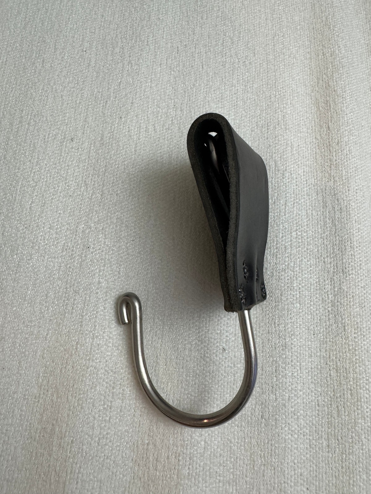 Akribis Leather High Drill Hook