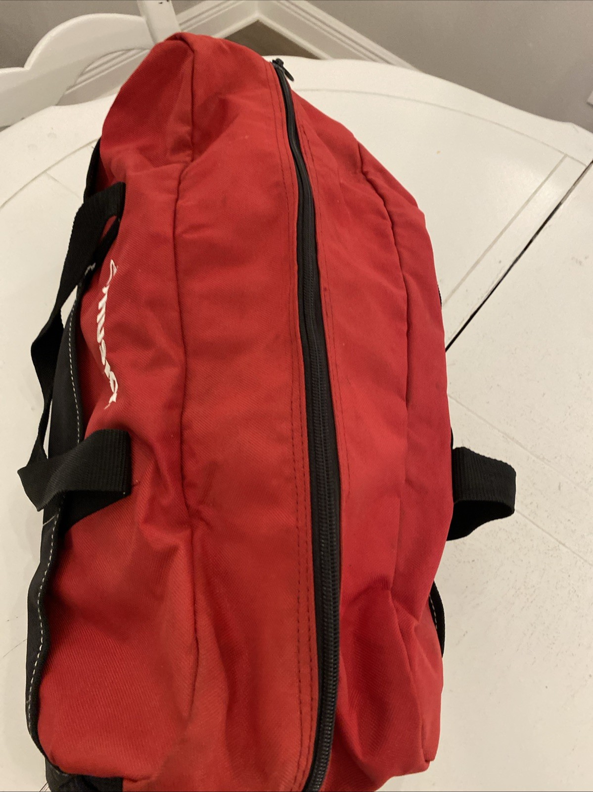 Husky Brand Tool Bag Duffle Bag Shoulder Strap Red & Black 18″ x 10″ x 10″