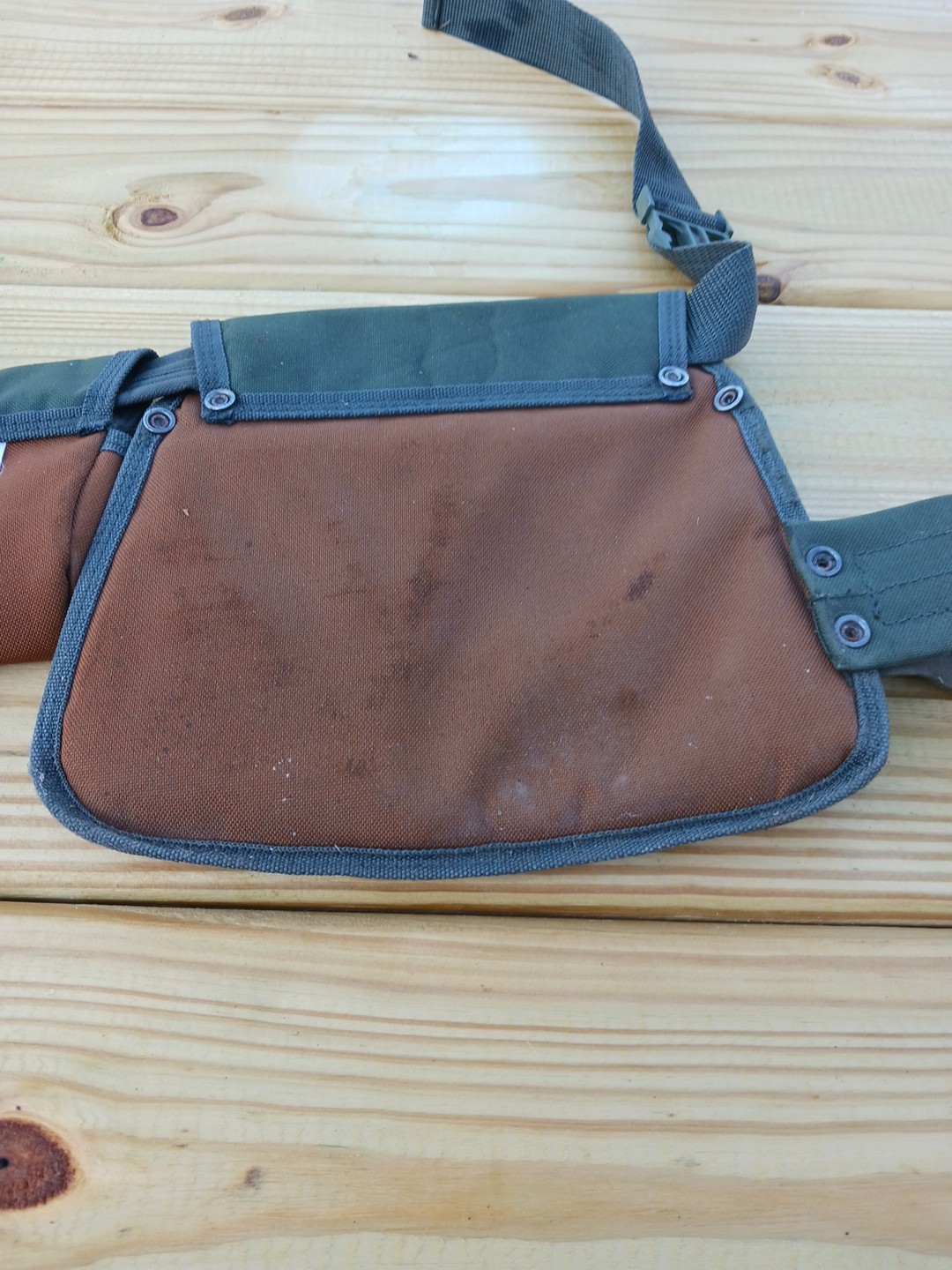 Original BucketBoss Brand Carpenter Tool Belt Adjustable Size Small-XL