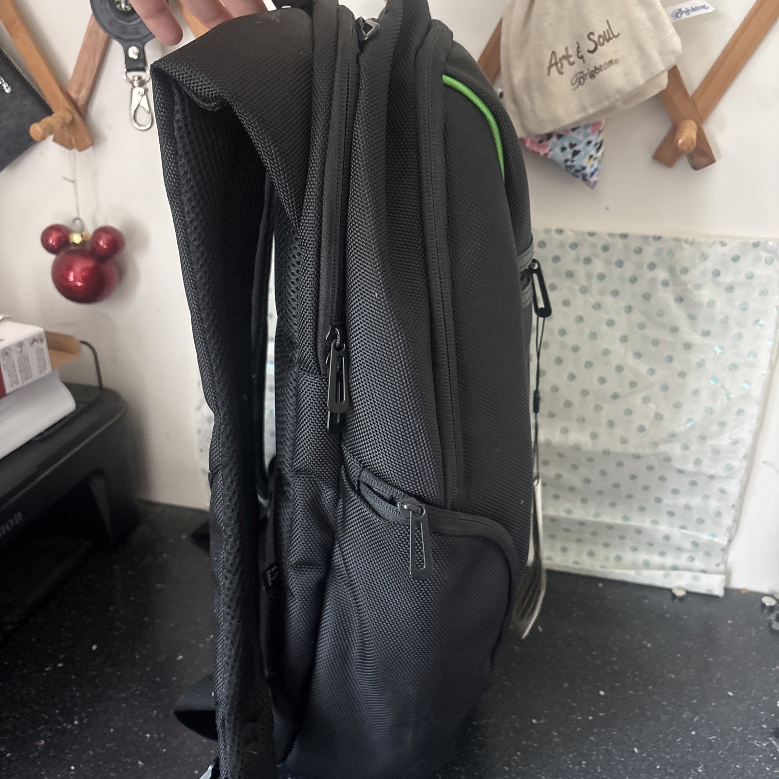 Snap-On Tools Backpack, NEW with USB Port and Cord