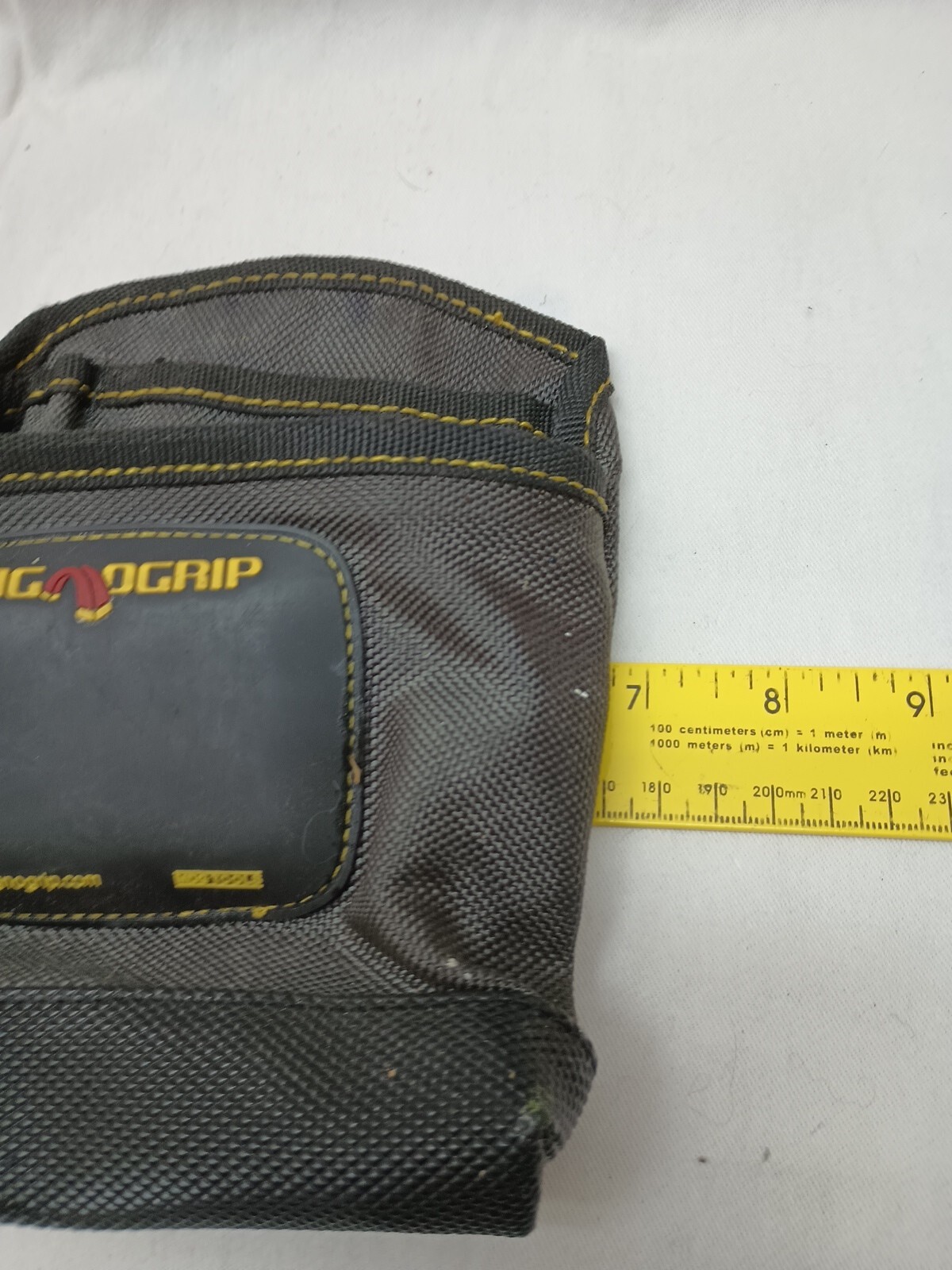 6.5 In. Platinum Pro Magnetic Clip-On Nail Utility Pouch