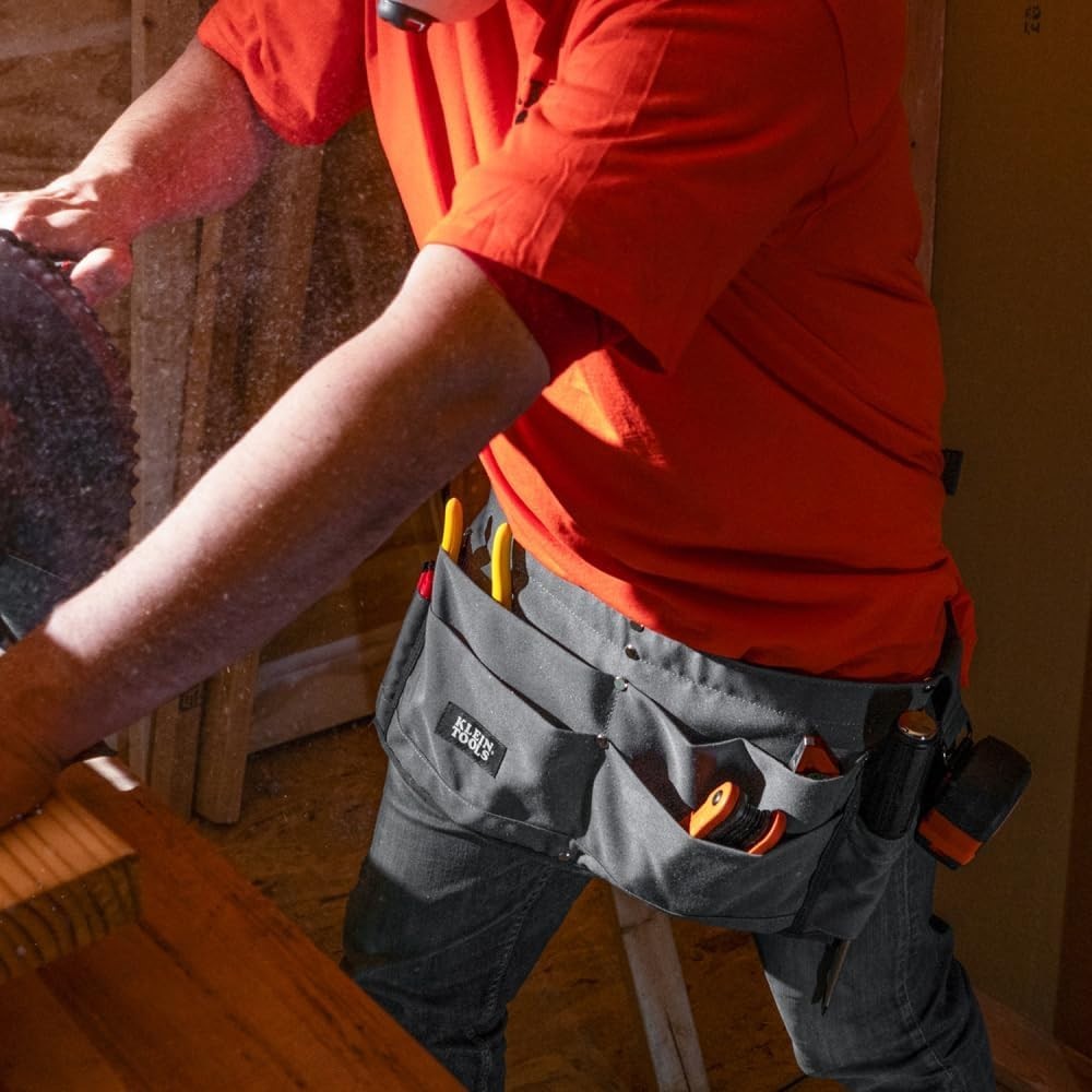 Klein Tools 21022 6-Pocket Tool Apron, Durable Duck Canvas with Riveted Seams, A