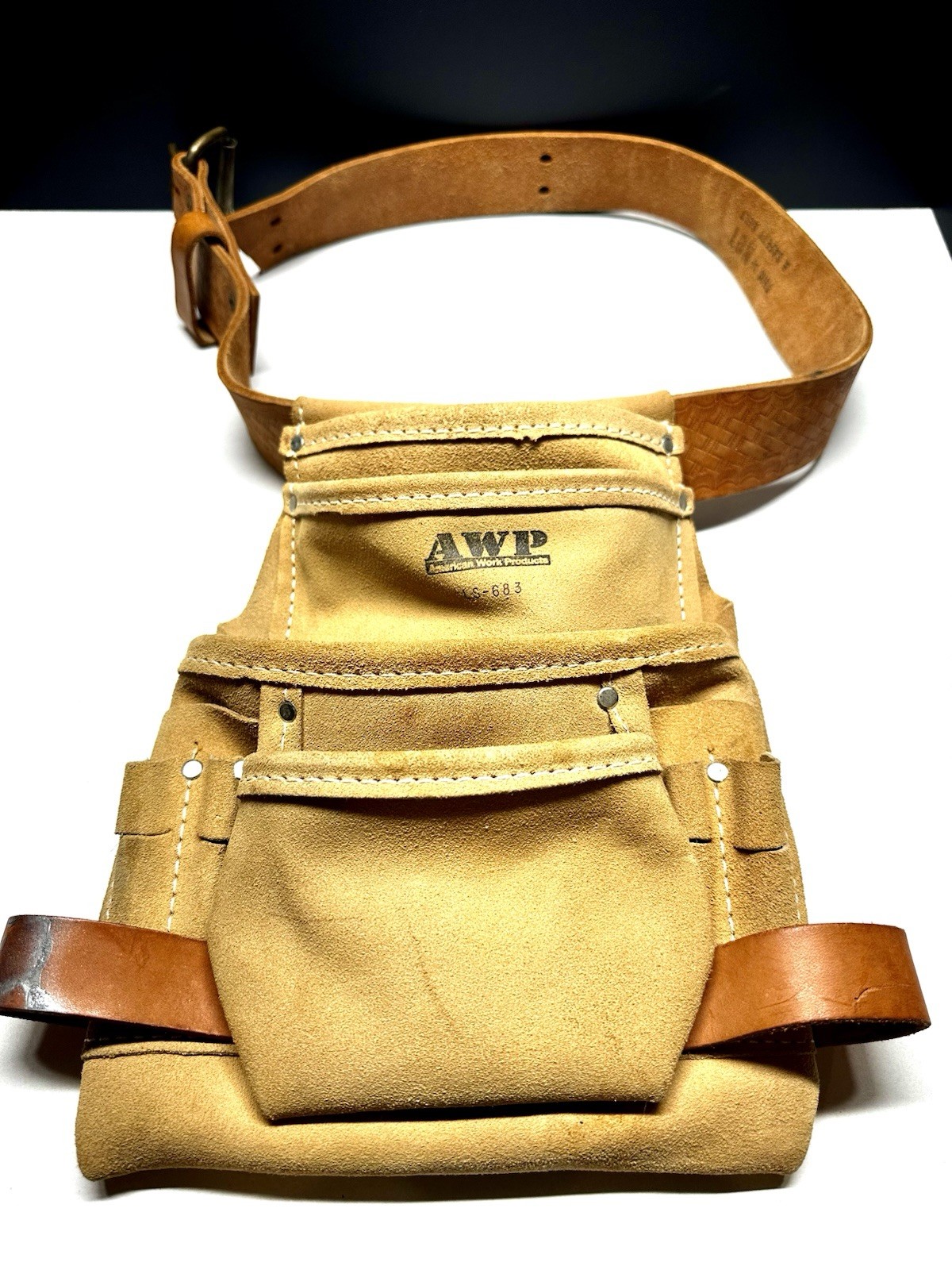 AWP Classic 10-Pocket Leather Tool Pouch Grain Leather General Construction Tool