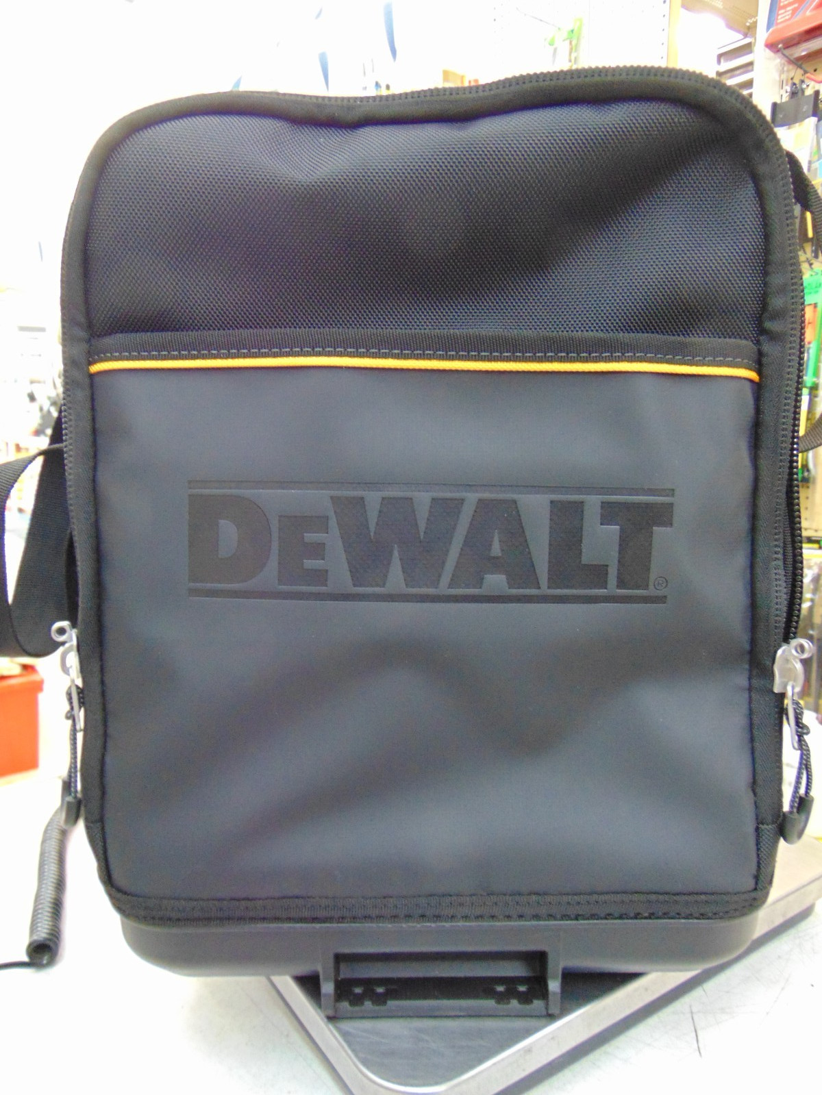 DeWALT DWST08025 TOUGHSYSTEM 2.0 Durable 1680D Compact Tool Bag w/ 25 Pockets