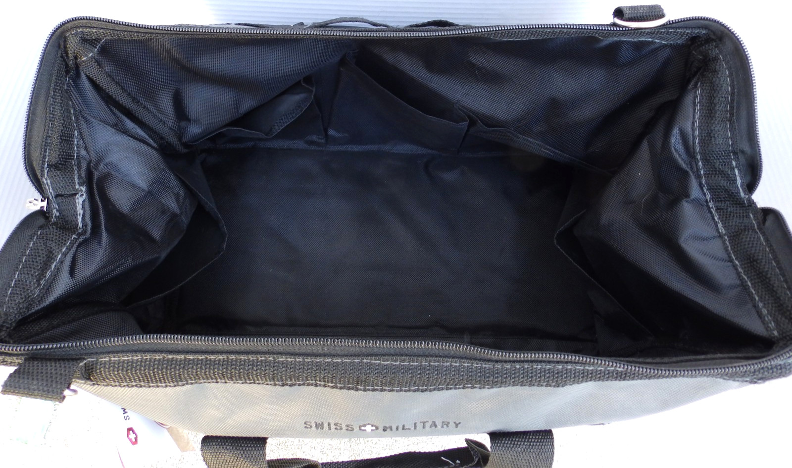 Swiss Military 16 Inch Multi-Pocket Tool Bag W/Handle Brand New