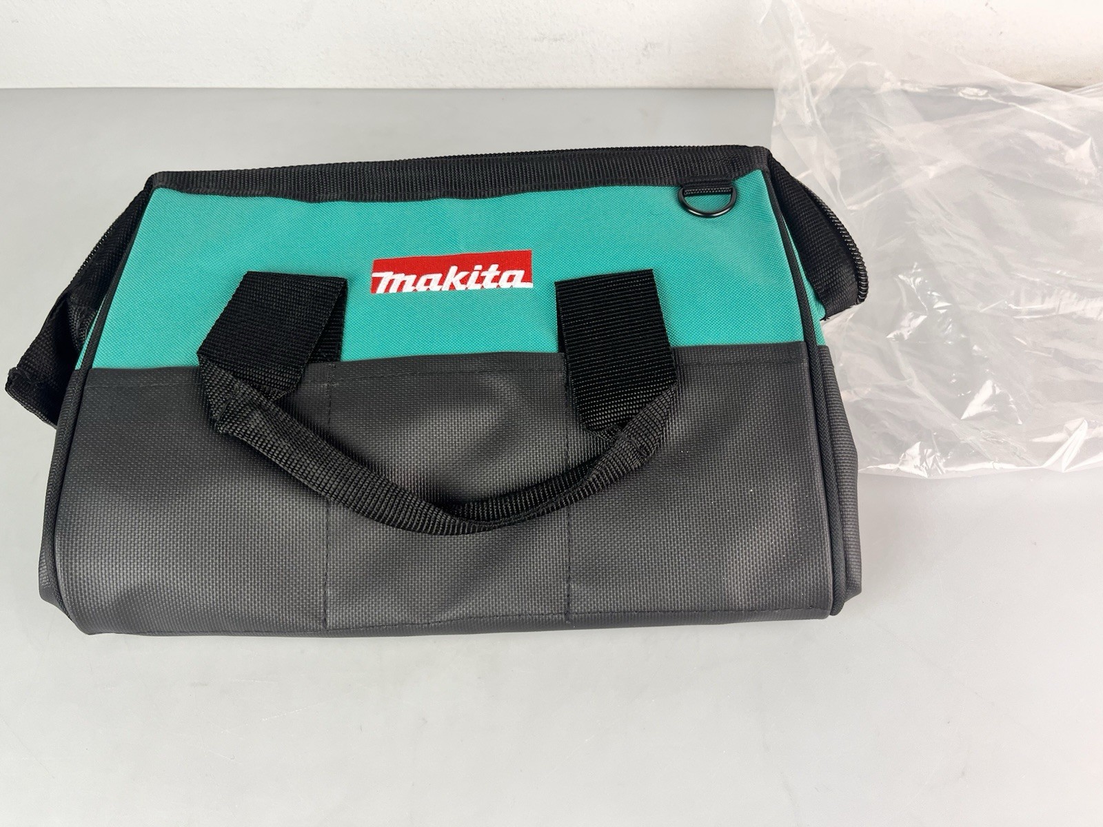 Makita 831253-8 Contractor Tool Bag, 14″