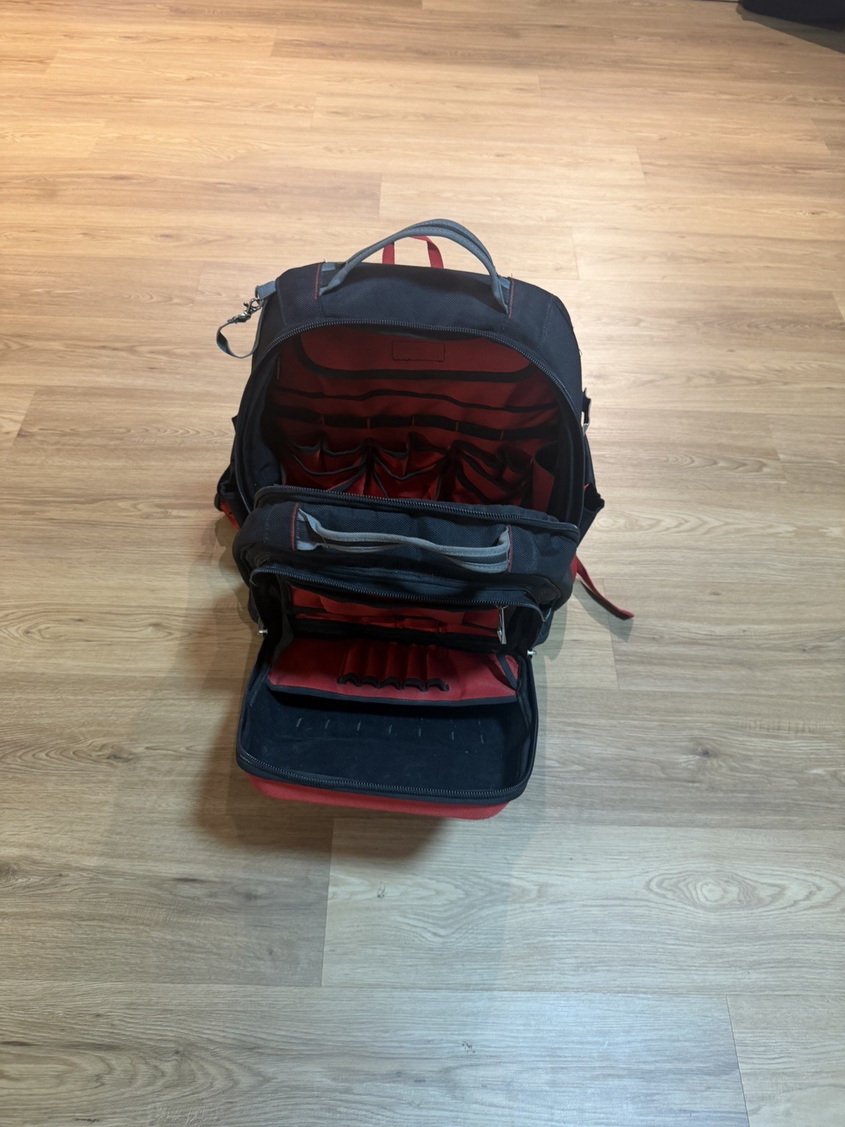 Milwaukee PACKOUT Tool Backpack Bag with Handle – Black and Red