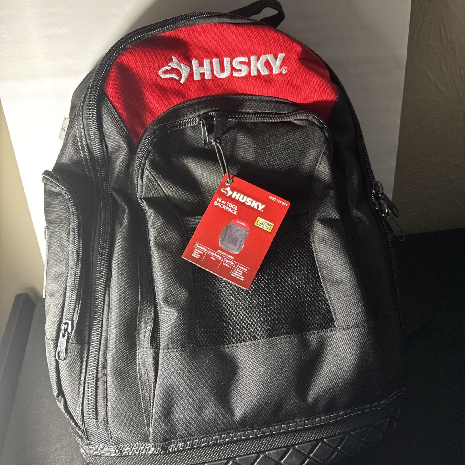 Husky 16-inch Tool Backpack BRANDNEW