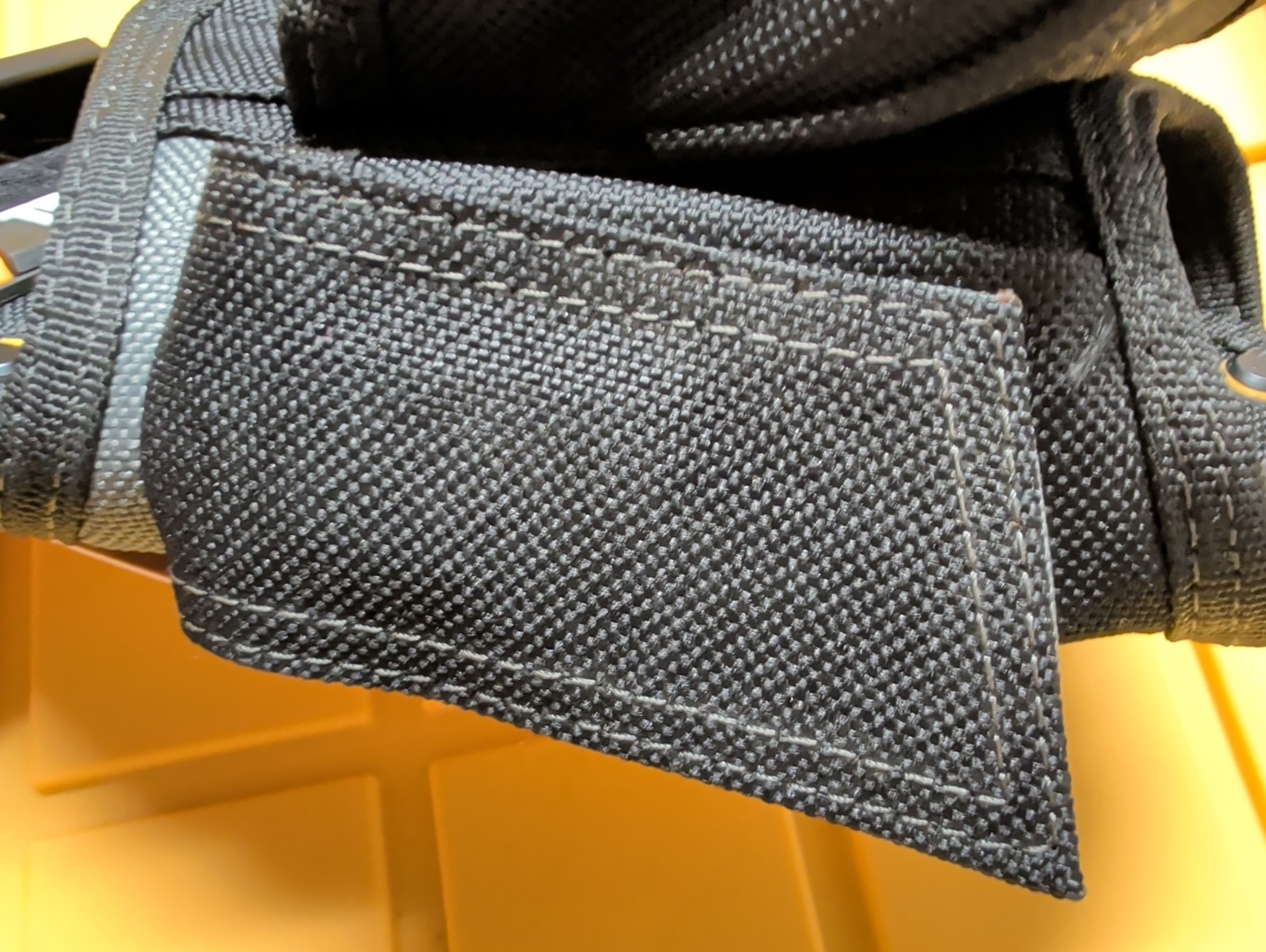ToughBuilt TB-CT-20-LX Drill Holster Tool Pouch Belt Cliptech 15 Pockets & Loops