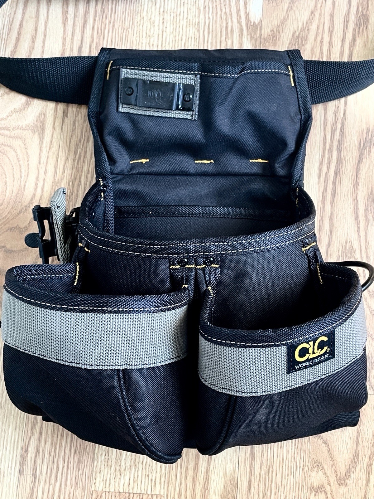 CLC Custom Leathercraft PK1836 Nail & Tool Bag with Poly Belt – 5 Pockets