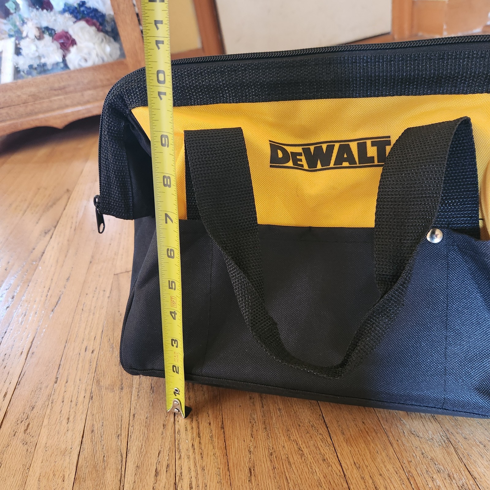 DEWALT 13in Contractor Tool Bag Black/Yellow N381993