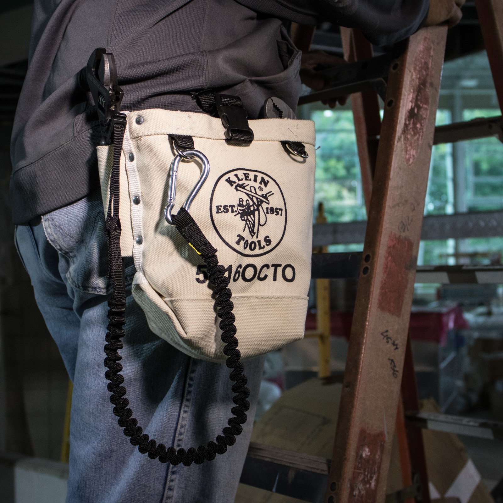 Klein Tools 5416OCTO Tool Bag, Bull-Pin & Bolt Pouch, Loop Connect, 5 x 5 x 9 in