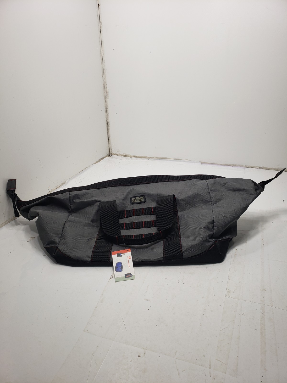 Fuda International Inc. 32” Fortress Gray & Black W/Red Carrying Tool Bag