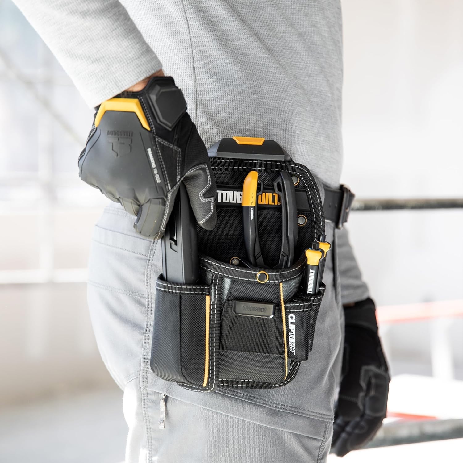 ToughBuilt ClipTech Series – Tool Pouch with Utility Knife Pocket