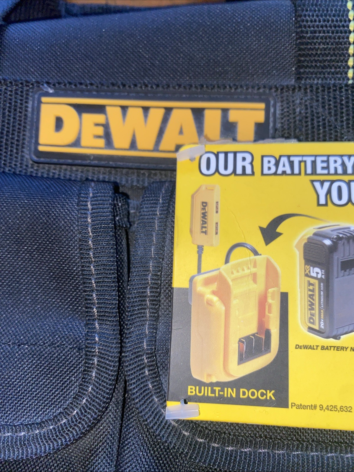 Dewalt 20v Backpack Dgc530 W/ Charging Dock 23 Pocket