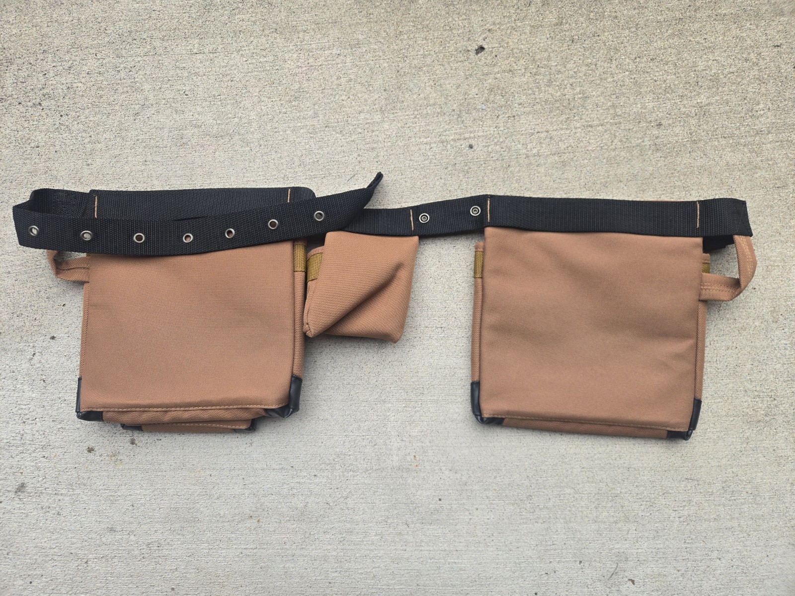 Carhartt Adjustable Polyester Tool Belt w/ Storage Pouches Brown B0000347