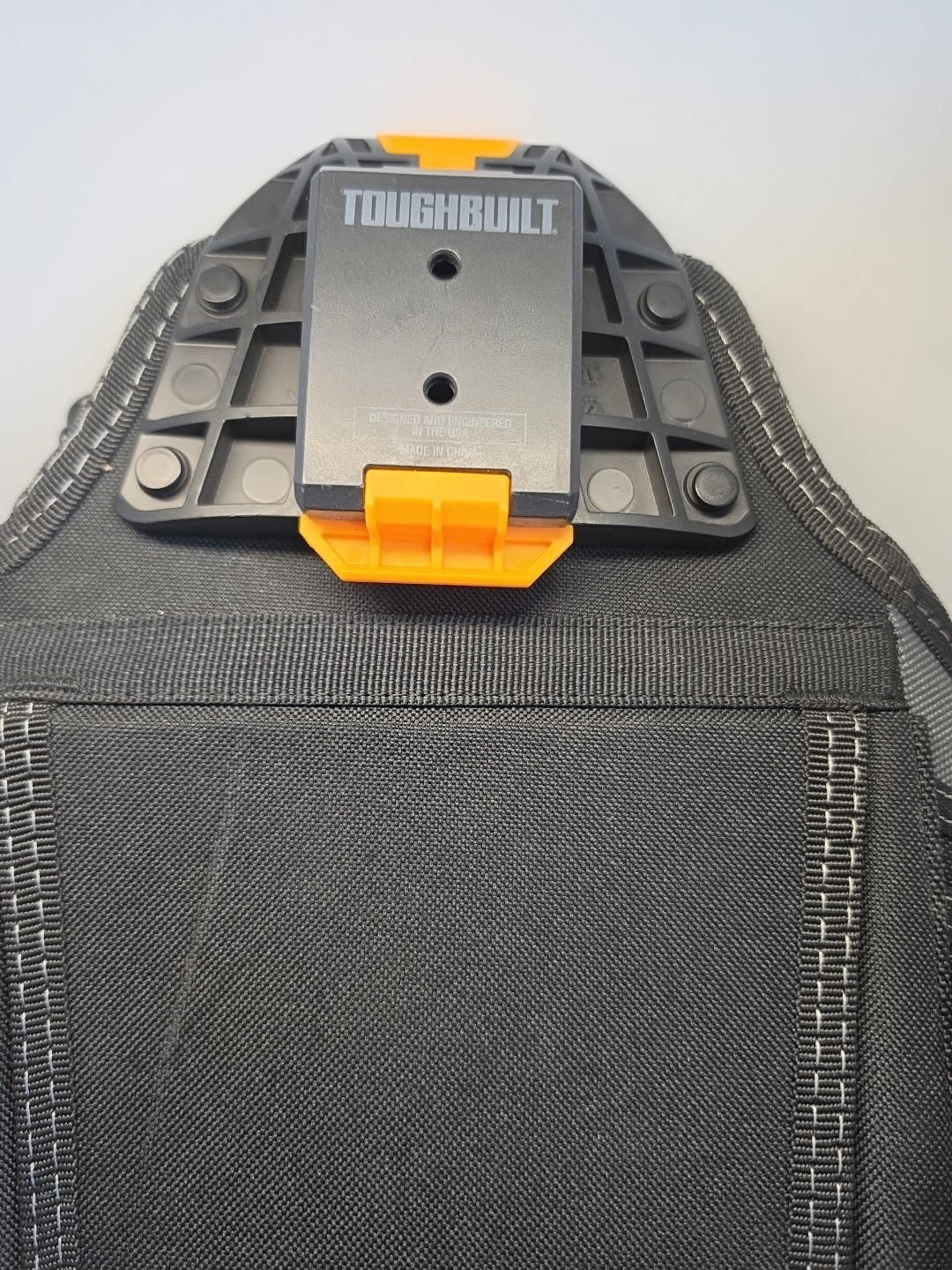 TOUGHBUILT TOU-CT-106A Service Pouch with Shoulder Strap