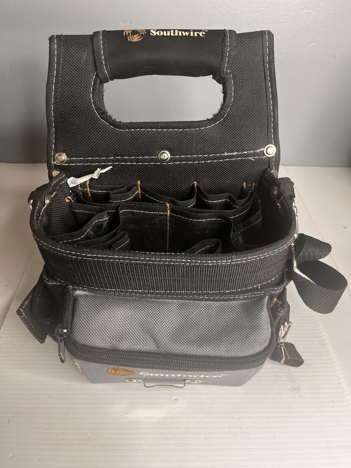 Southwire Tools & Equipment BAGESP Electrician’s Shoulder Pouch Tool Carrier