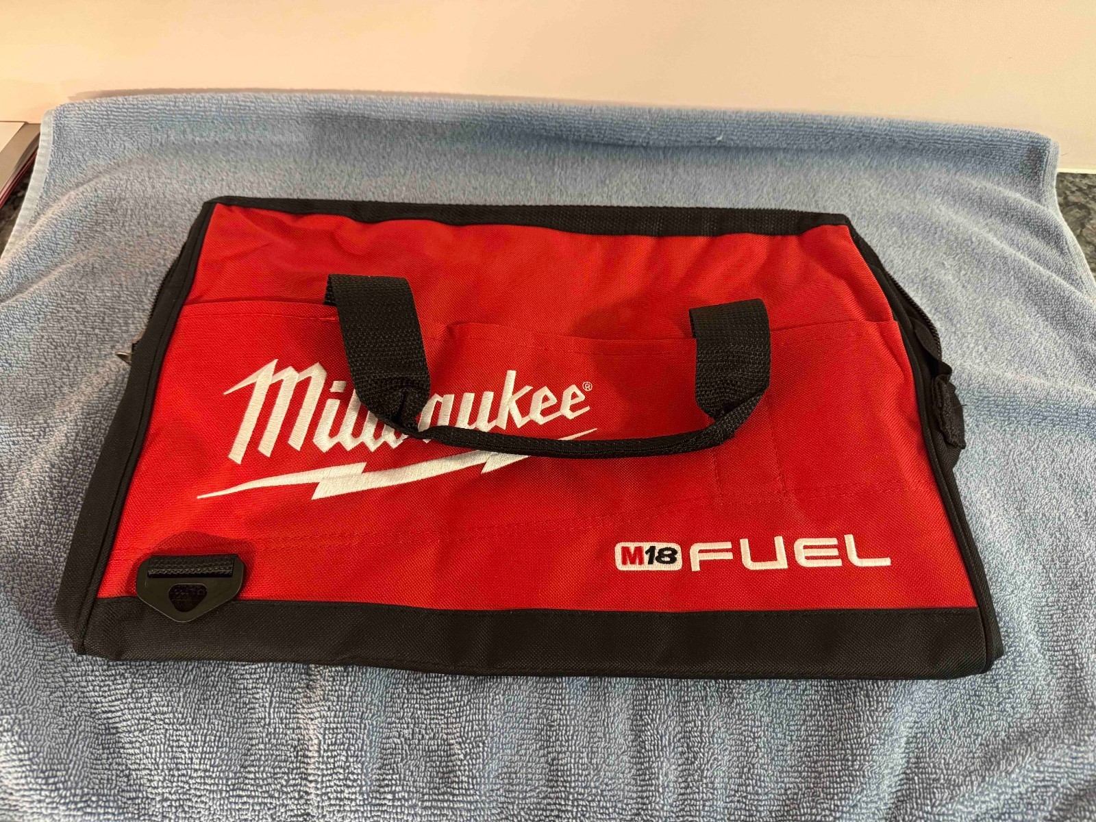 Milwaukee *NEW* M18 FUEL 16x10x11 Heavy Duty Contractor Tool Bag