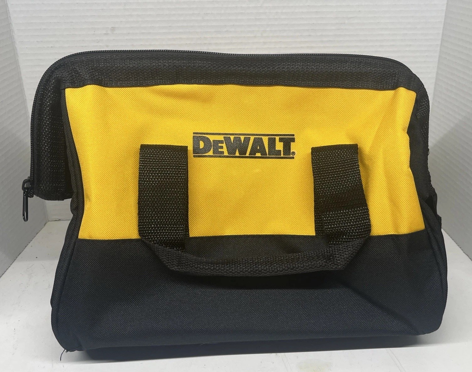 DeWalt 12″ X 9″ X 7″ Canvas Tool Bag