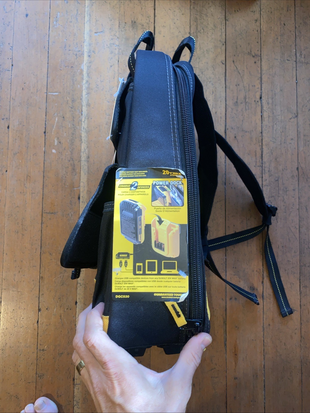 Dewalt 20v Backpack Dgc530 W/ Charging Dock 23 Pocket