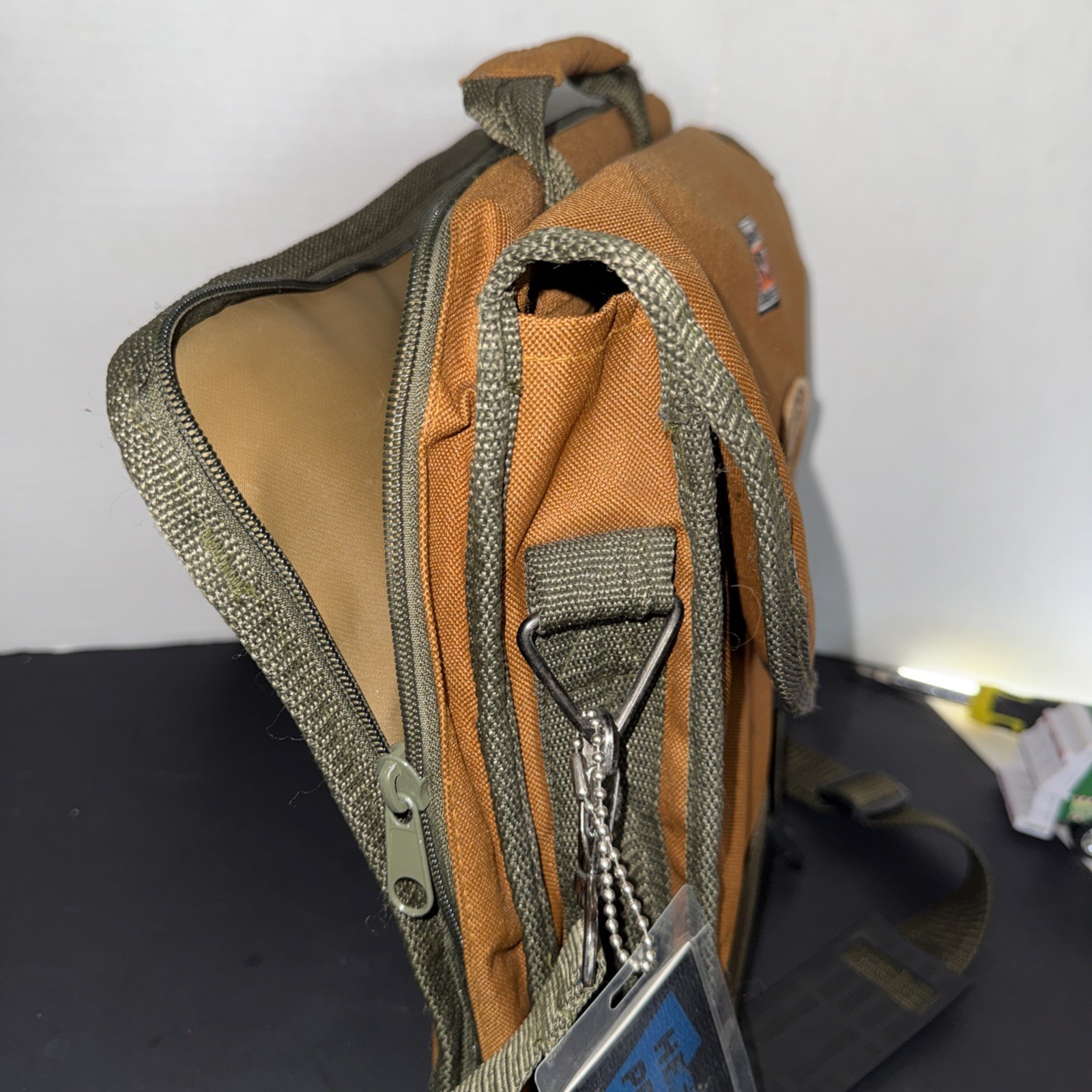 Bucket Boss Canvas Contractor Messenger Shoulder Bag 17x13in Strong Pockets