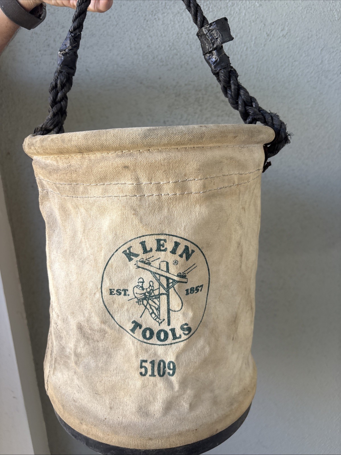Vintage Klein Lineman Bucket Tool Bolt Bag 5109 Canvas Made in the USA
