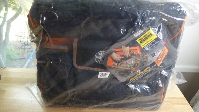 KLEIN TOOLS 55469 Tradesman Pro Wide StayOpen Tool Bag Industrial 42 Pockets XL