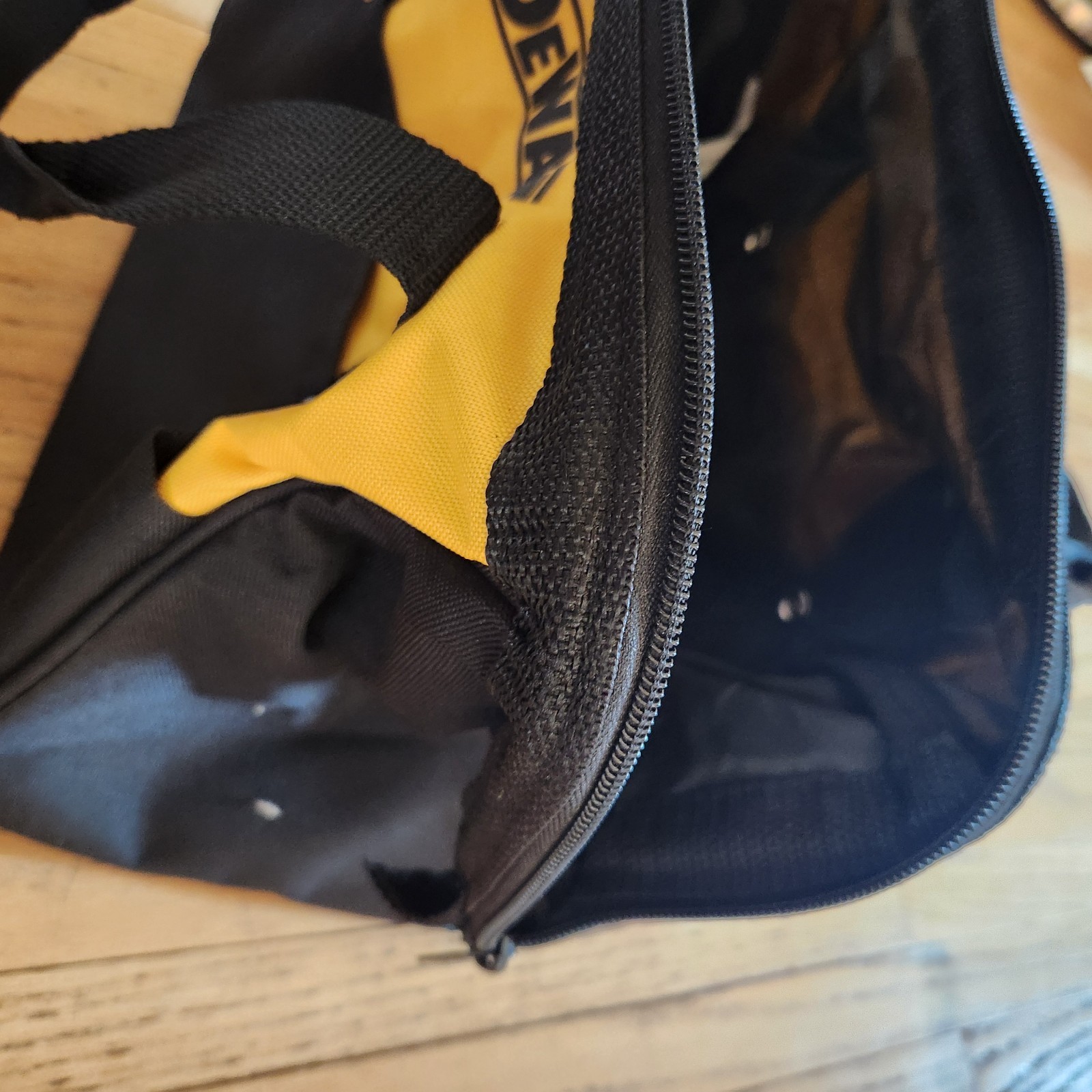 DEWALT 13in Contractor Tool Bag Black/Yellow N381993