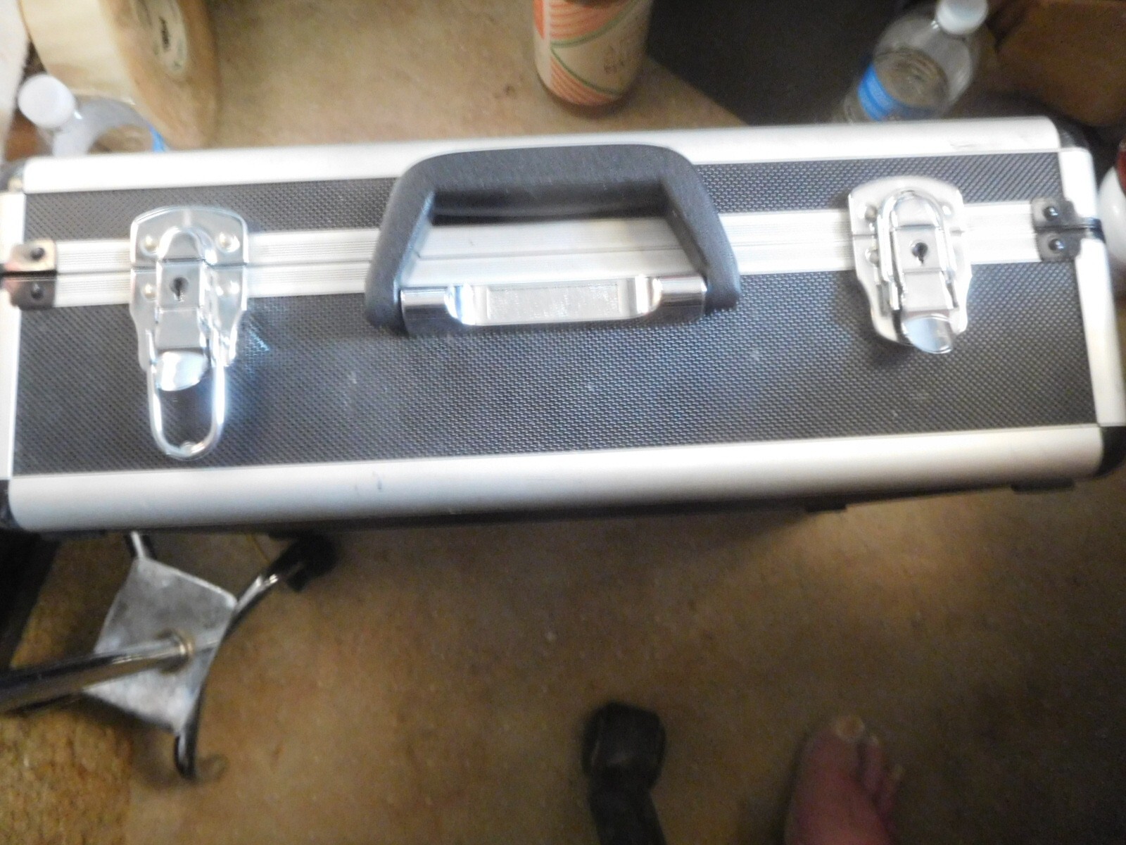 Aluminum hard Tool storage Case Service repair man 18 x 13 x 6