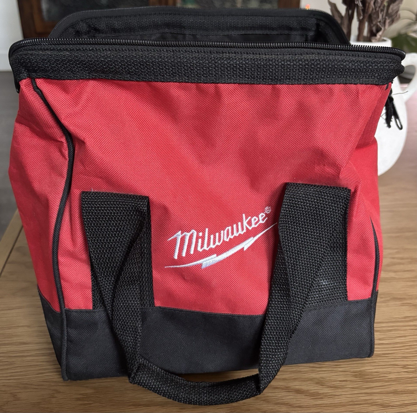 EUC Milwaukee Tool Bag 902189018 Handles Zippered Red 11″ X 10″ X 10″ Canvas