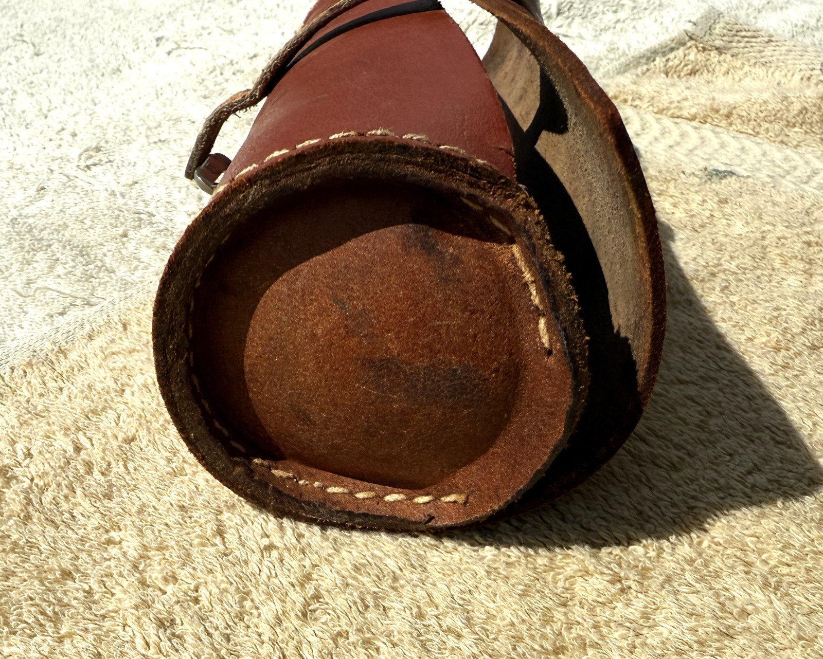 GREENLEE LEATHER NO. 735 KNOCK OUT CASE – AS PICTURED – NO TOOLS