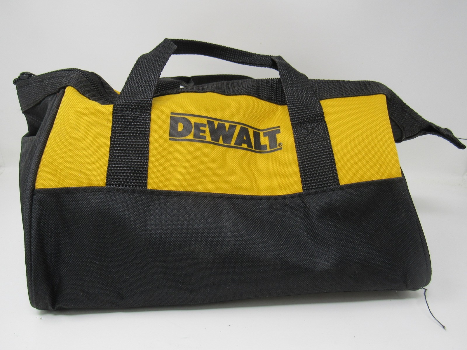 Dewalt N261499 Tool Bag – Small 10-1/2-in x 9-in x 6-in