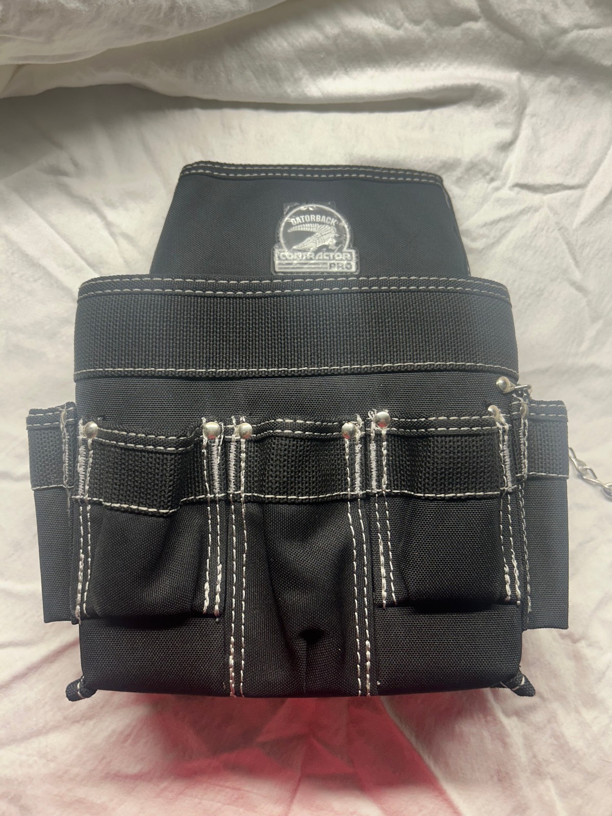 New Contractor Pro Gatorback Electrician’s 18-Pocket Pouch, Suspenders, Holders