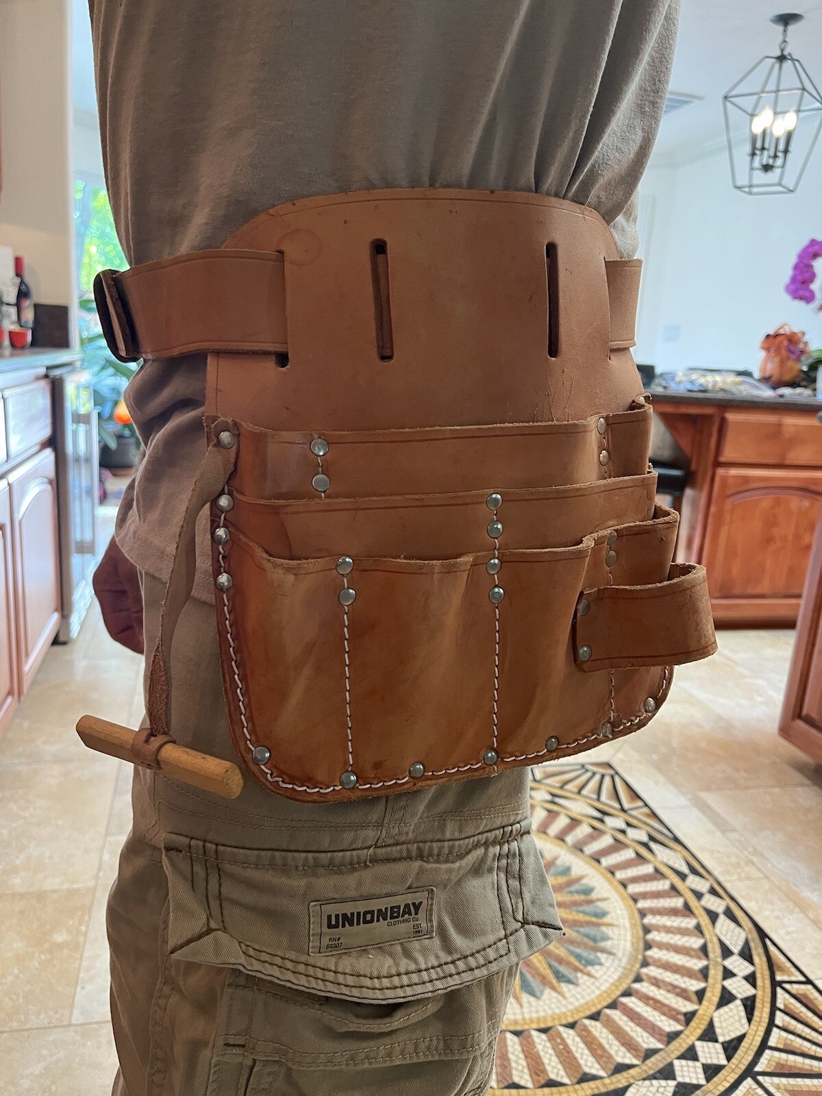 Leather Electrician’s Tool Belt Pouch And Belt, Never Used 42 Inches