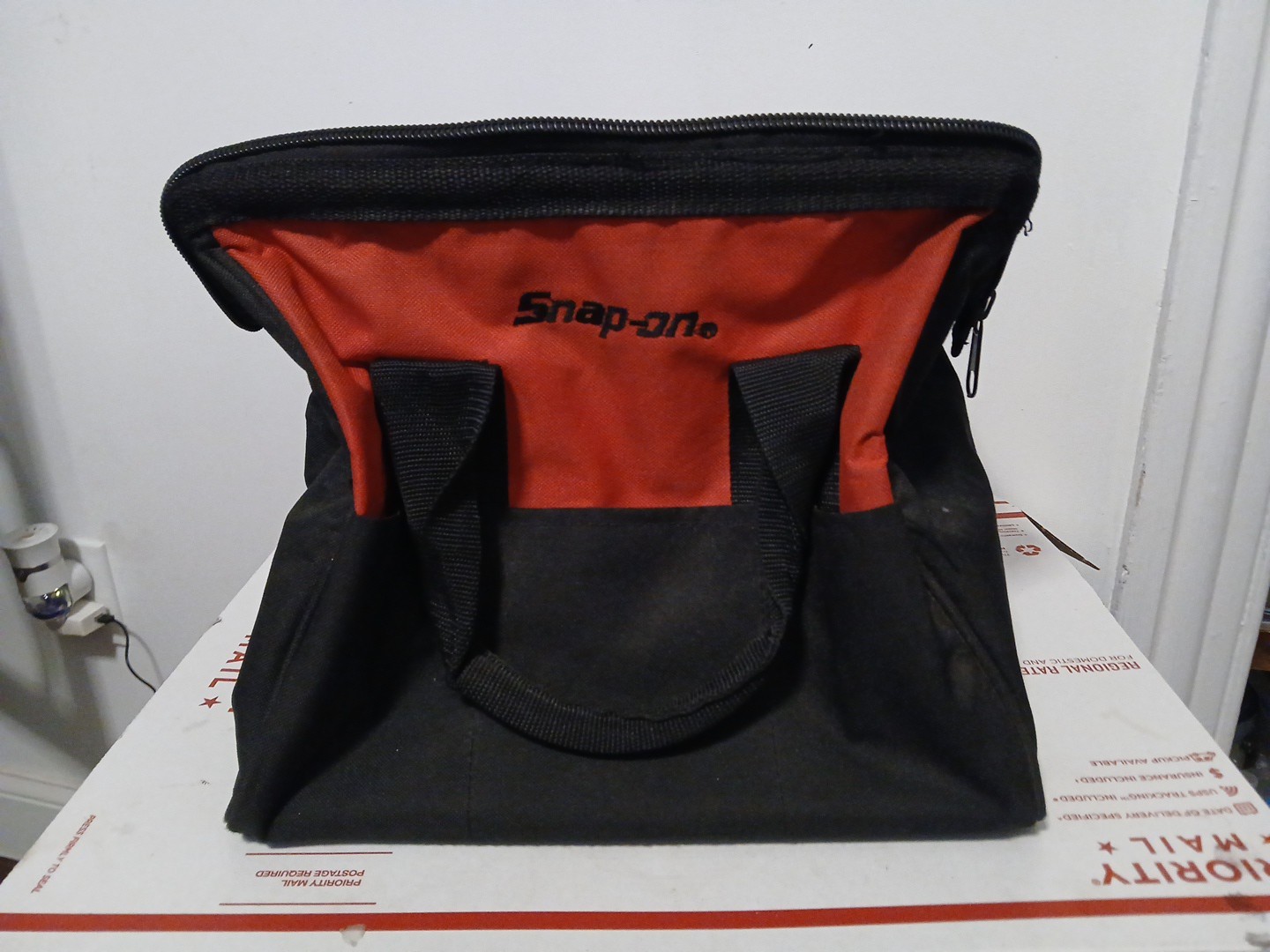 #be953? Snap-On Tools Nylon Tool Bag Zippered 12x10x10 Inch Heavy Duty Mechanic
